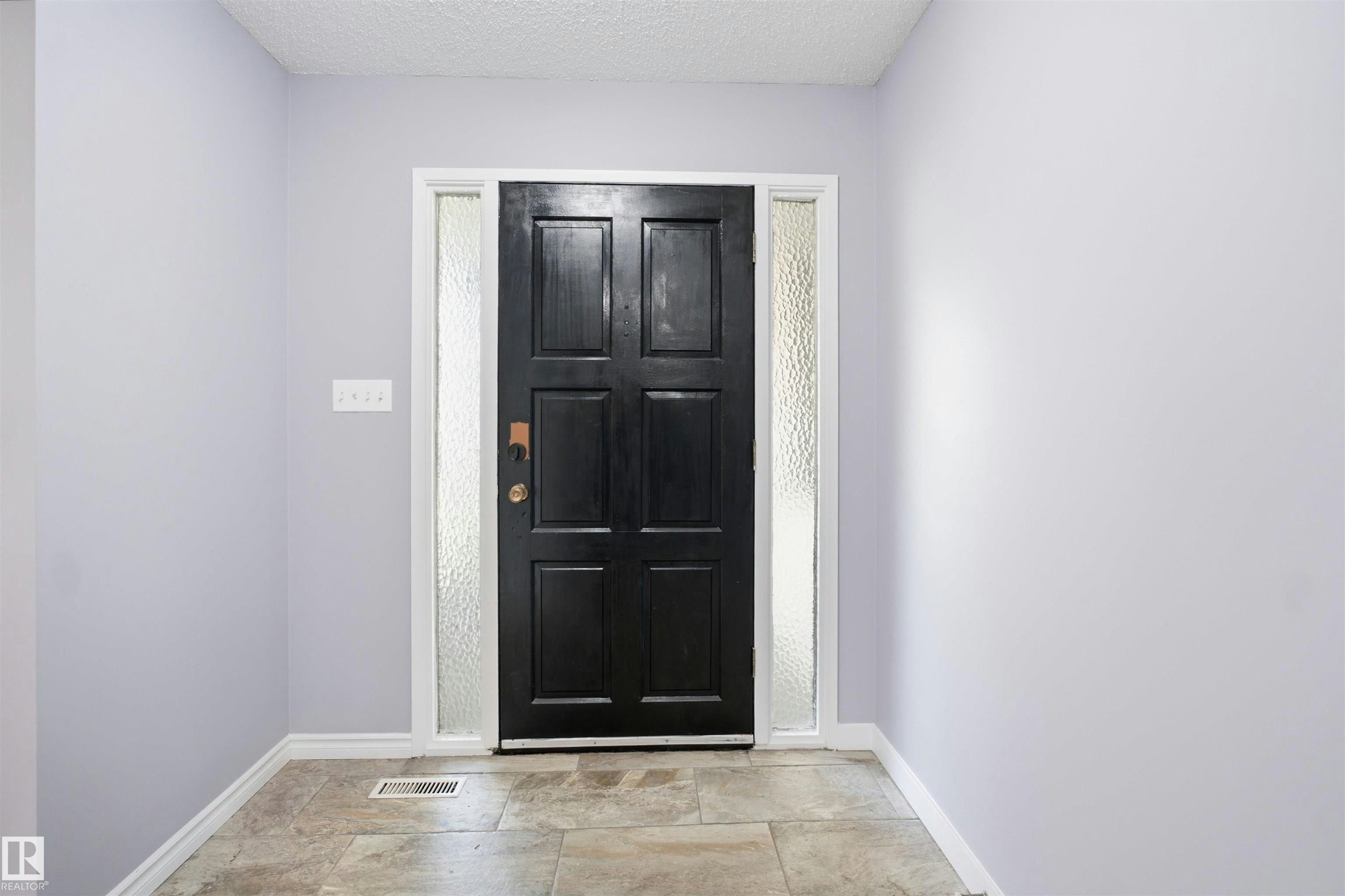3432 Hill View Crescent - 4