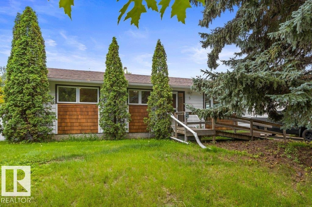 5 Gillian Crescent, St. Albert, AB, T8N 0V9