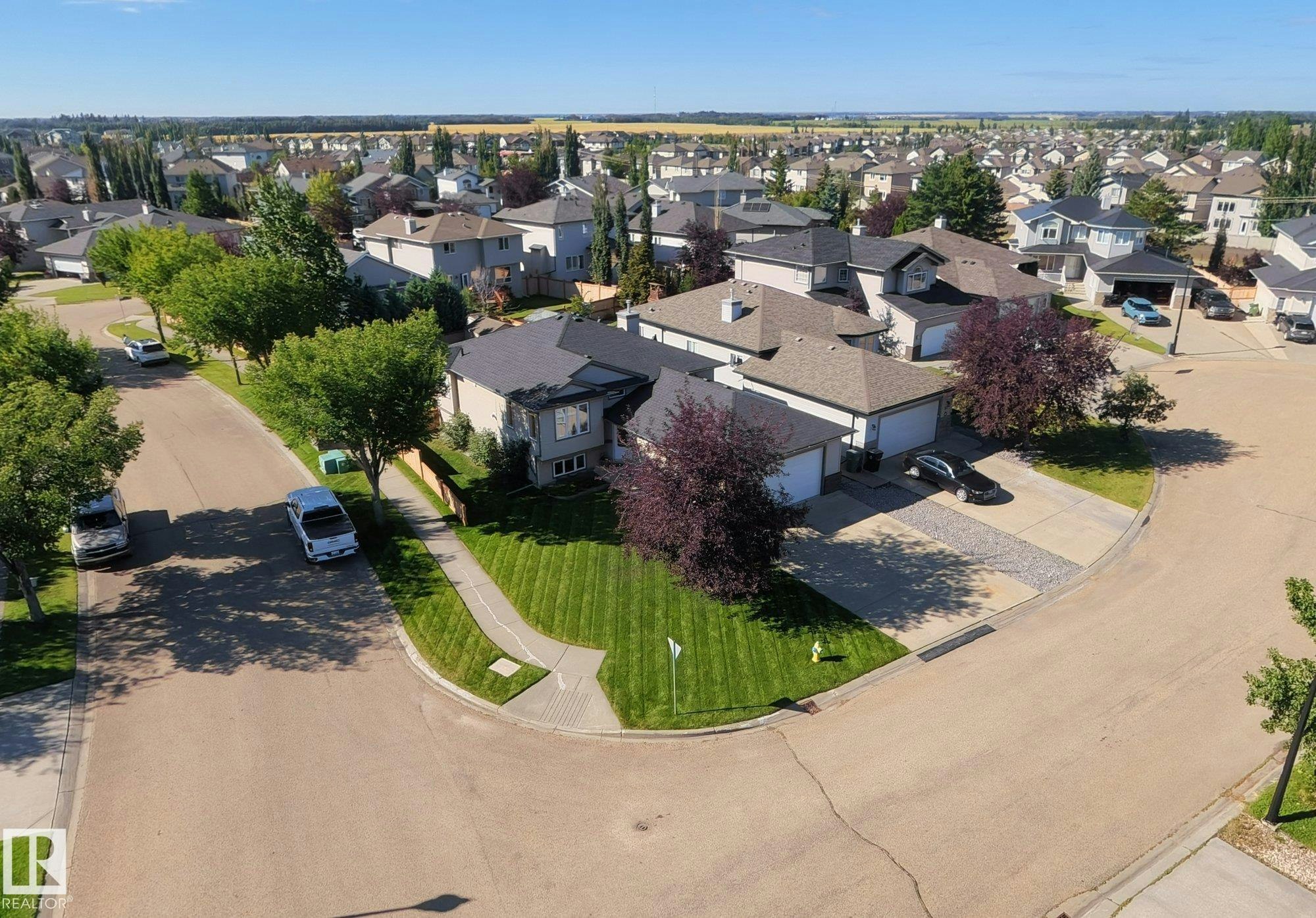25 Wilkinson Place, Leduc, AB, T9E 8N1