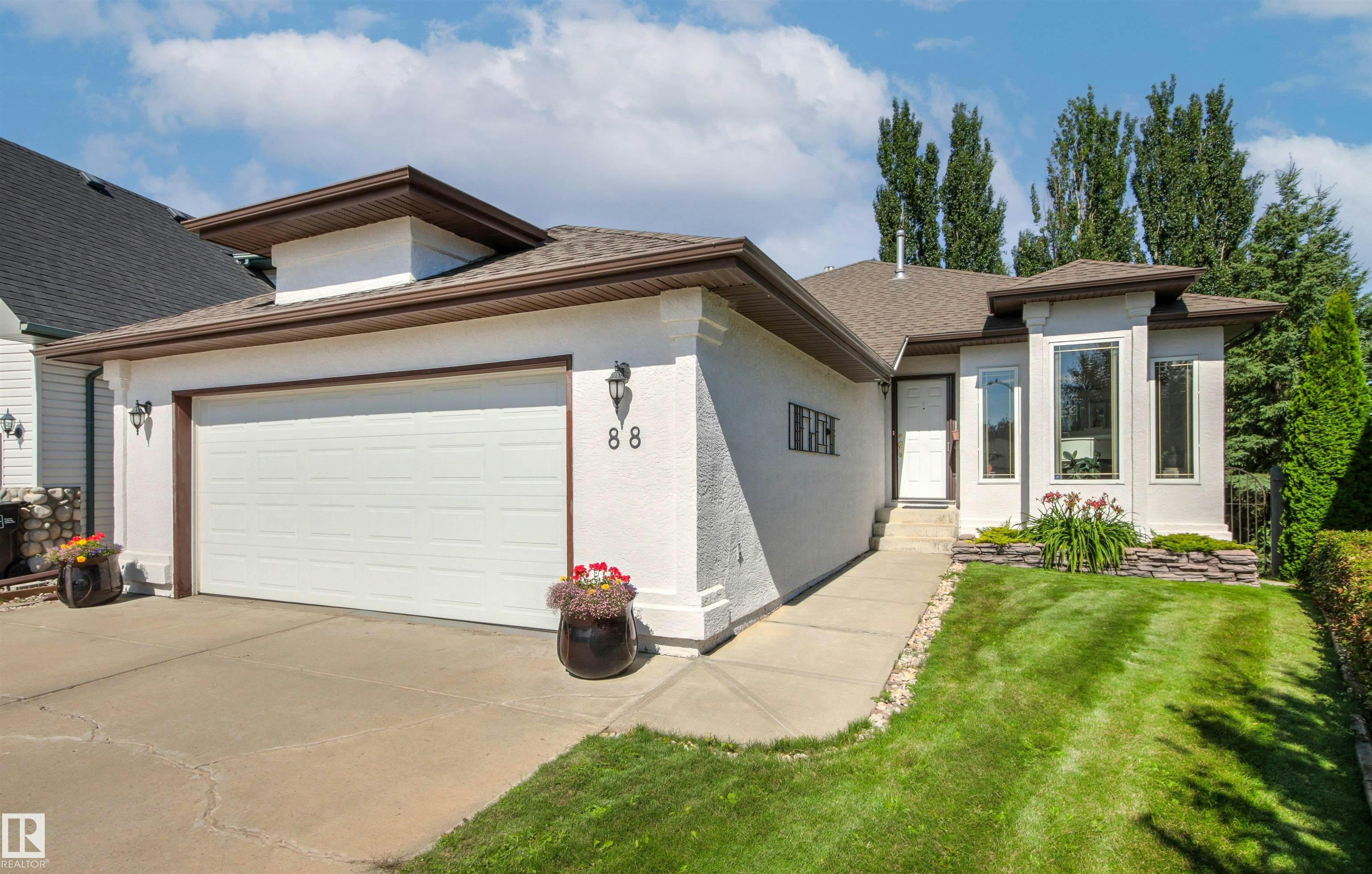 88 Dechene Road, Edmonton, AB, T6M 2S4