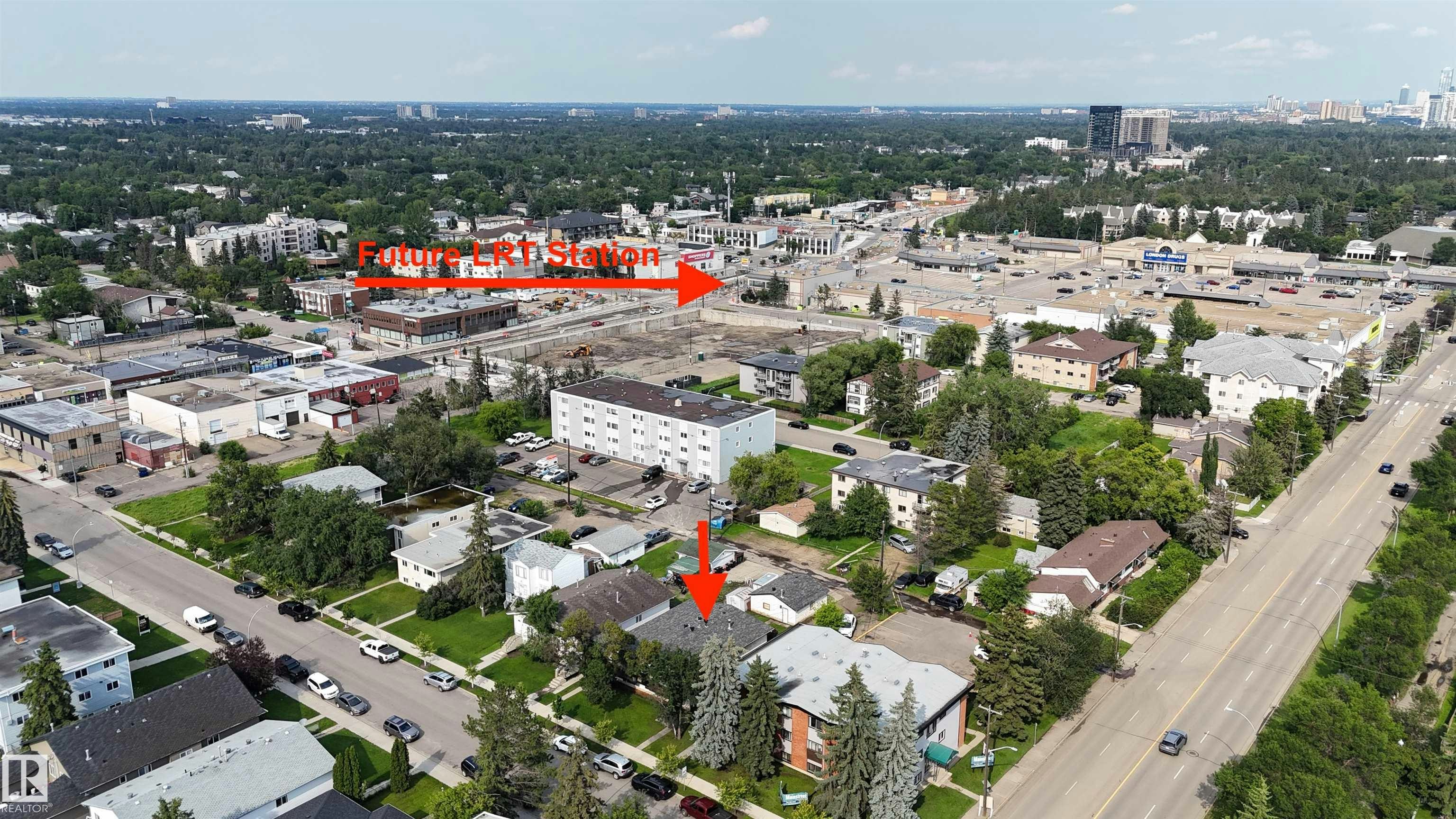 10013 153 Street, Edmonton, AB, T5P 2B1