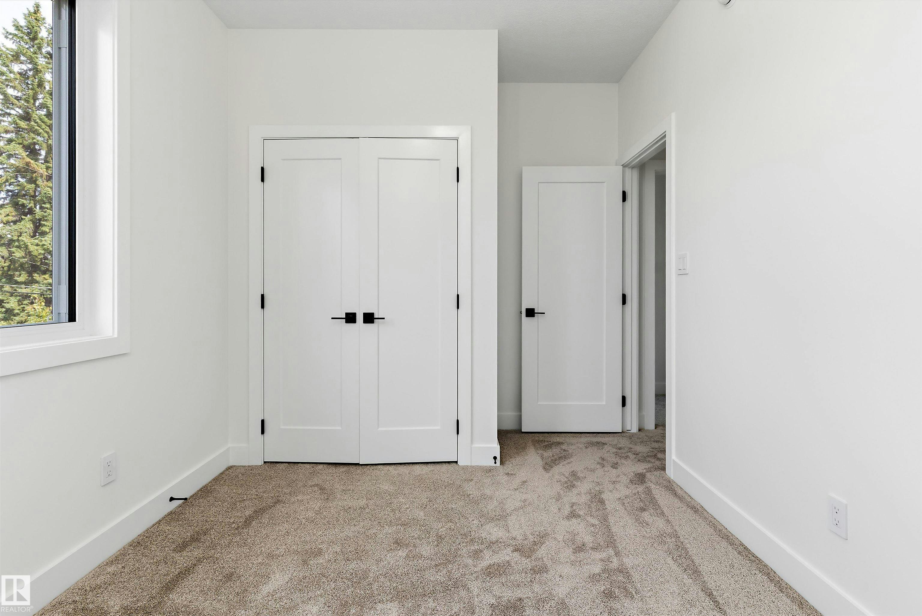 14512 86 Avenue, Edmonton, AB, T5R 4B6 - 31