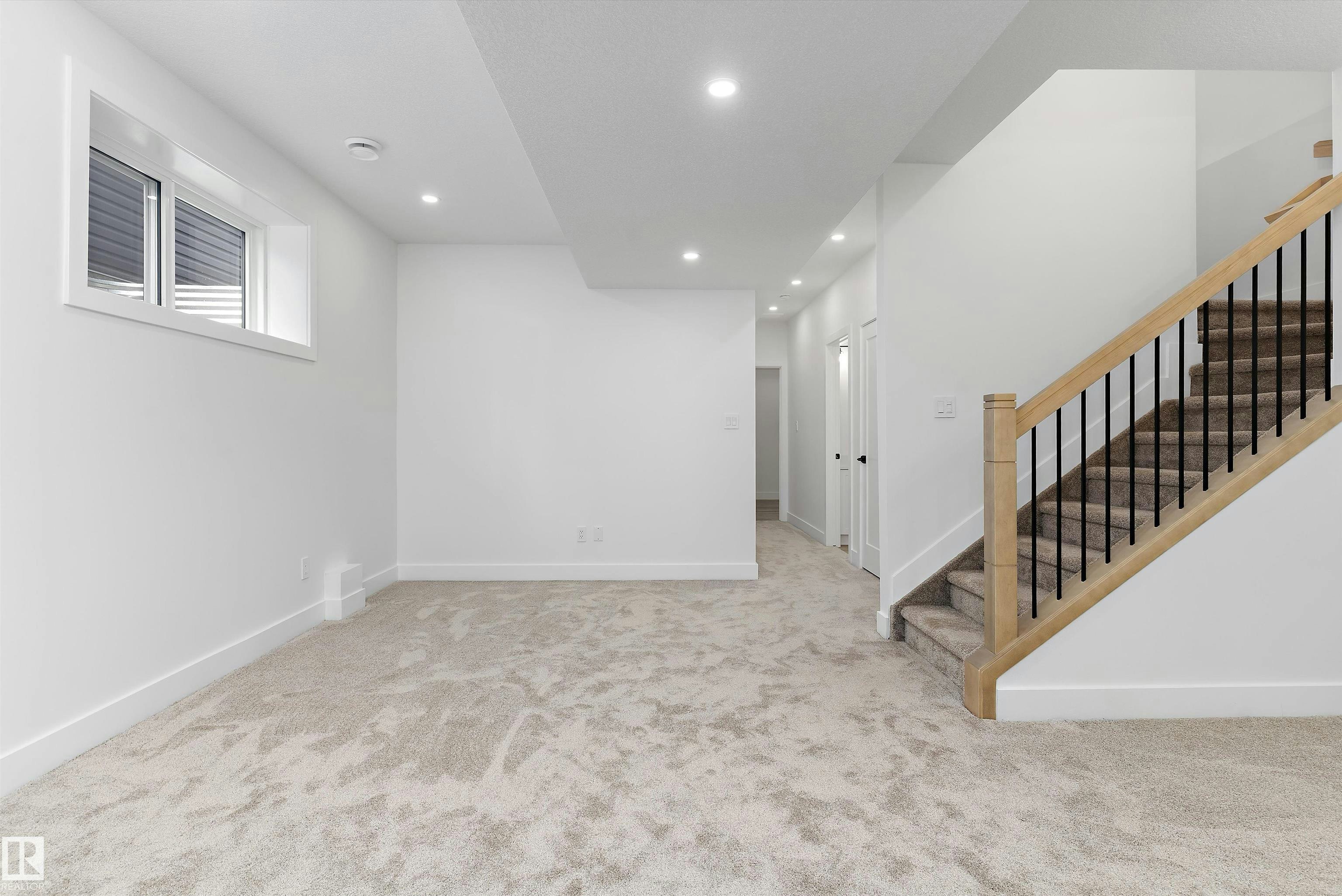 14512 86 Avenue, Edmonton, AB, T5R 4B6 - 35
