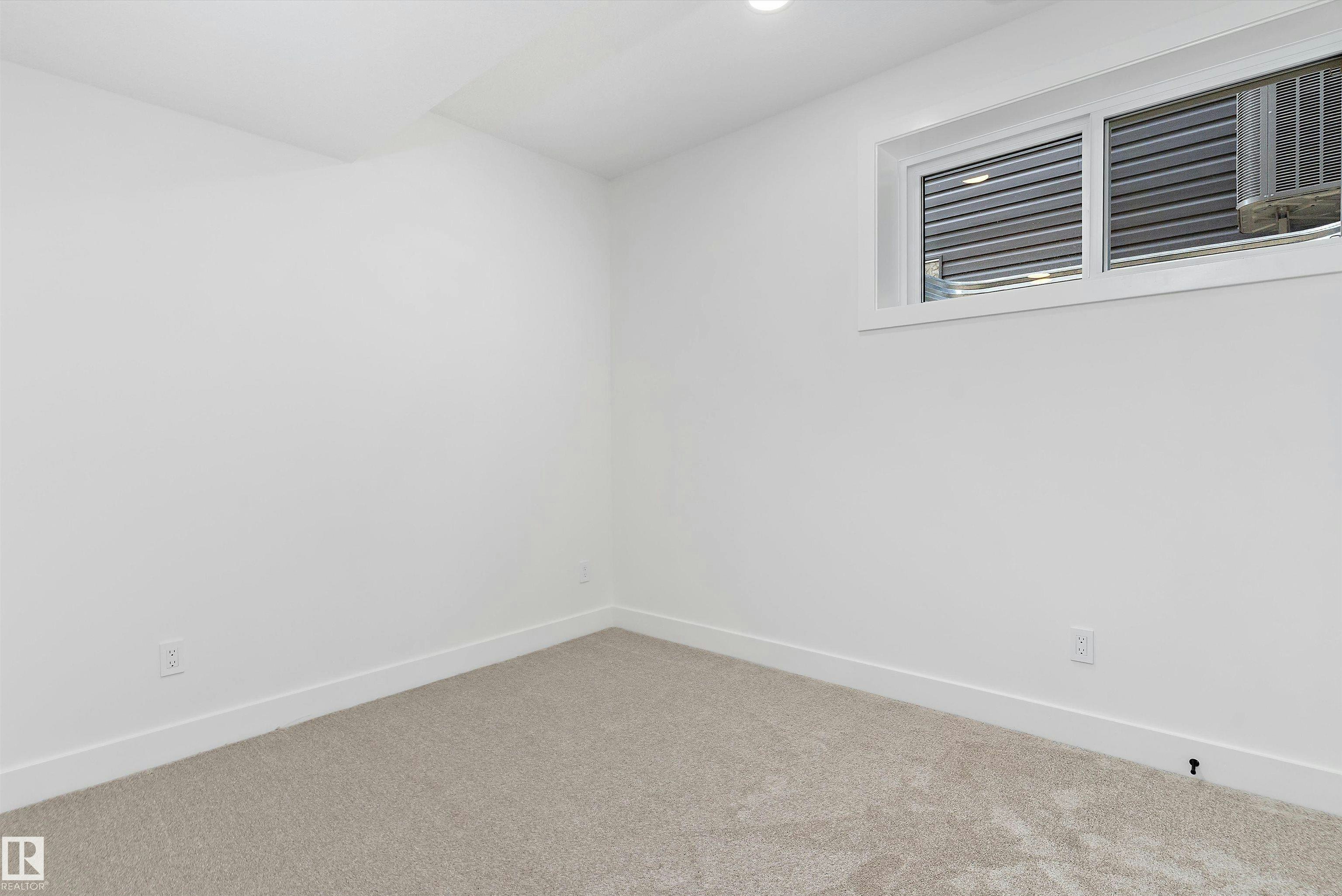 14512 86 Avenue, Edmonton, AB, T5R 4B6 - 38