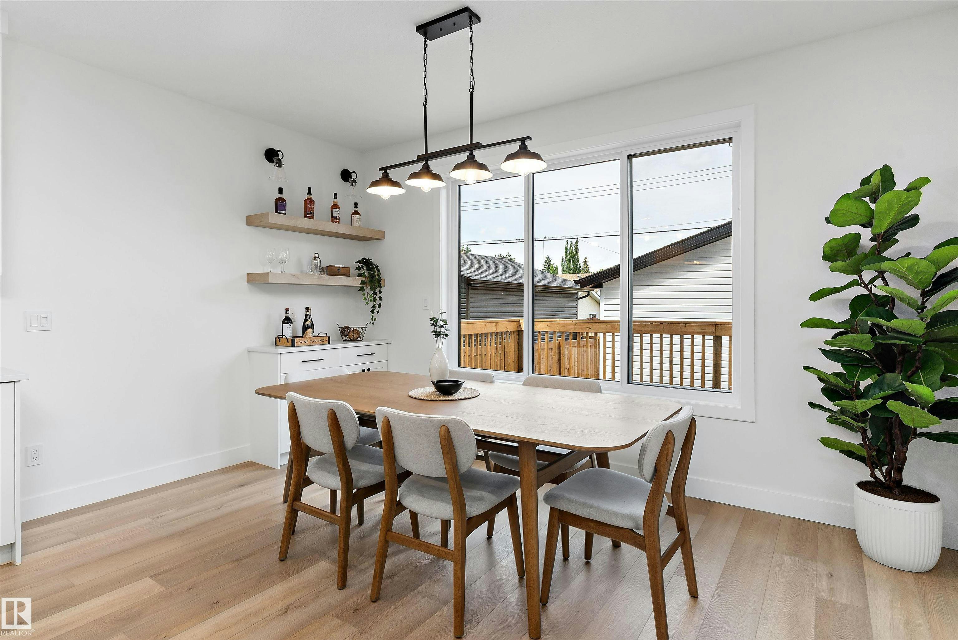 14512 86 Avenue, Edmonton, AB, T5R 4B6 - 15
