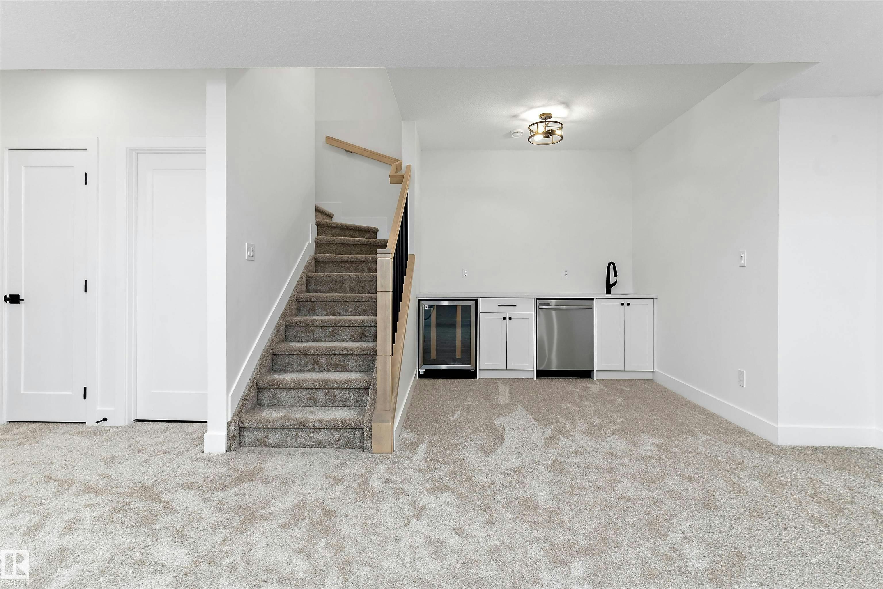 14512 86 Avenue, Edmonton, AB, T5R 4B6 - 33