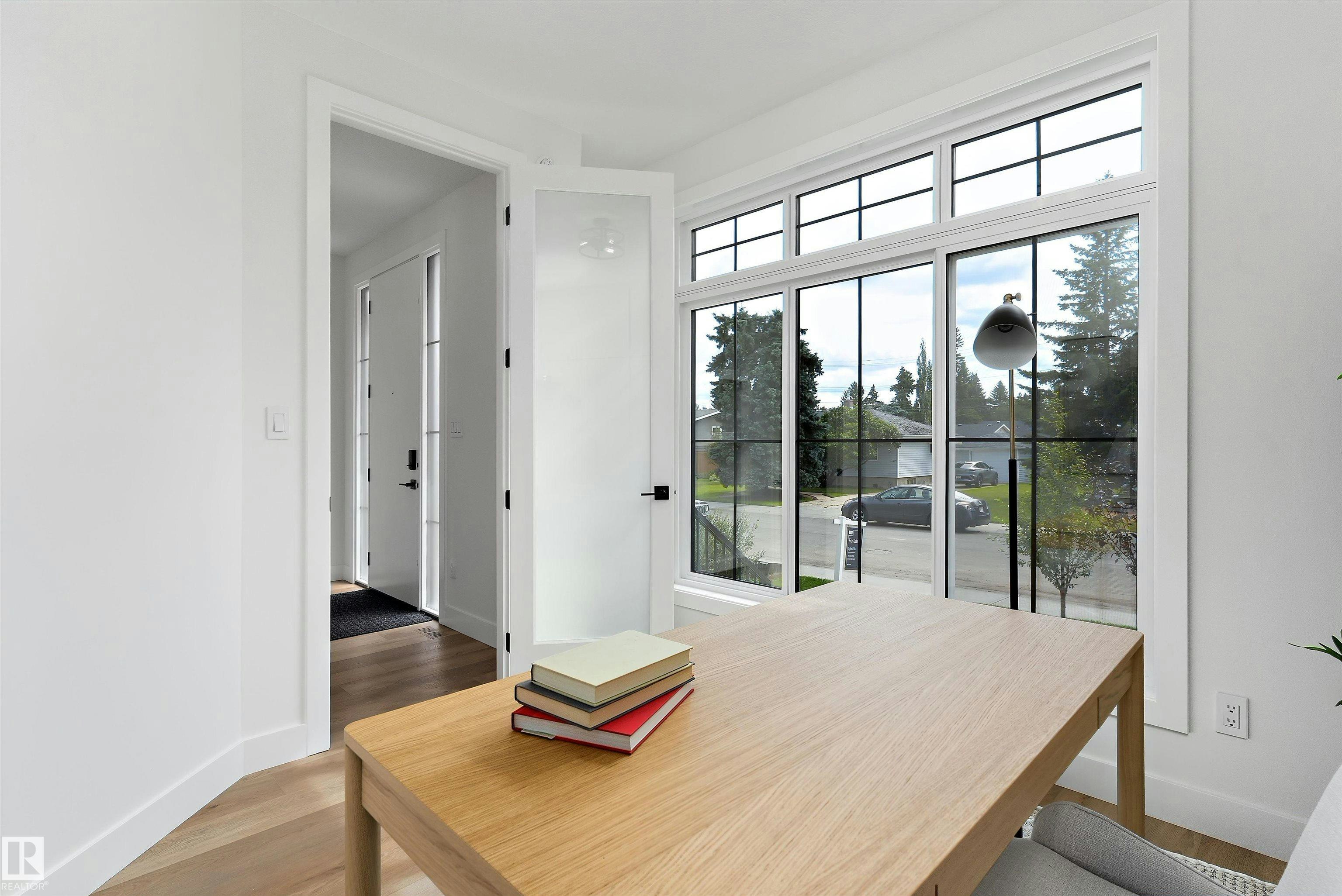 14512 86 Avenue, Edmonton, AB, T5R 4B6 - 5