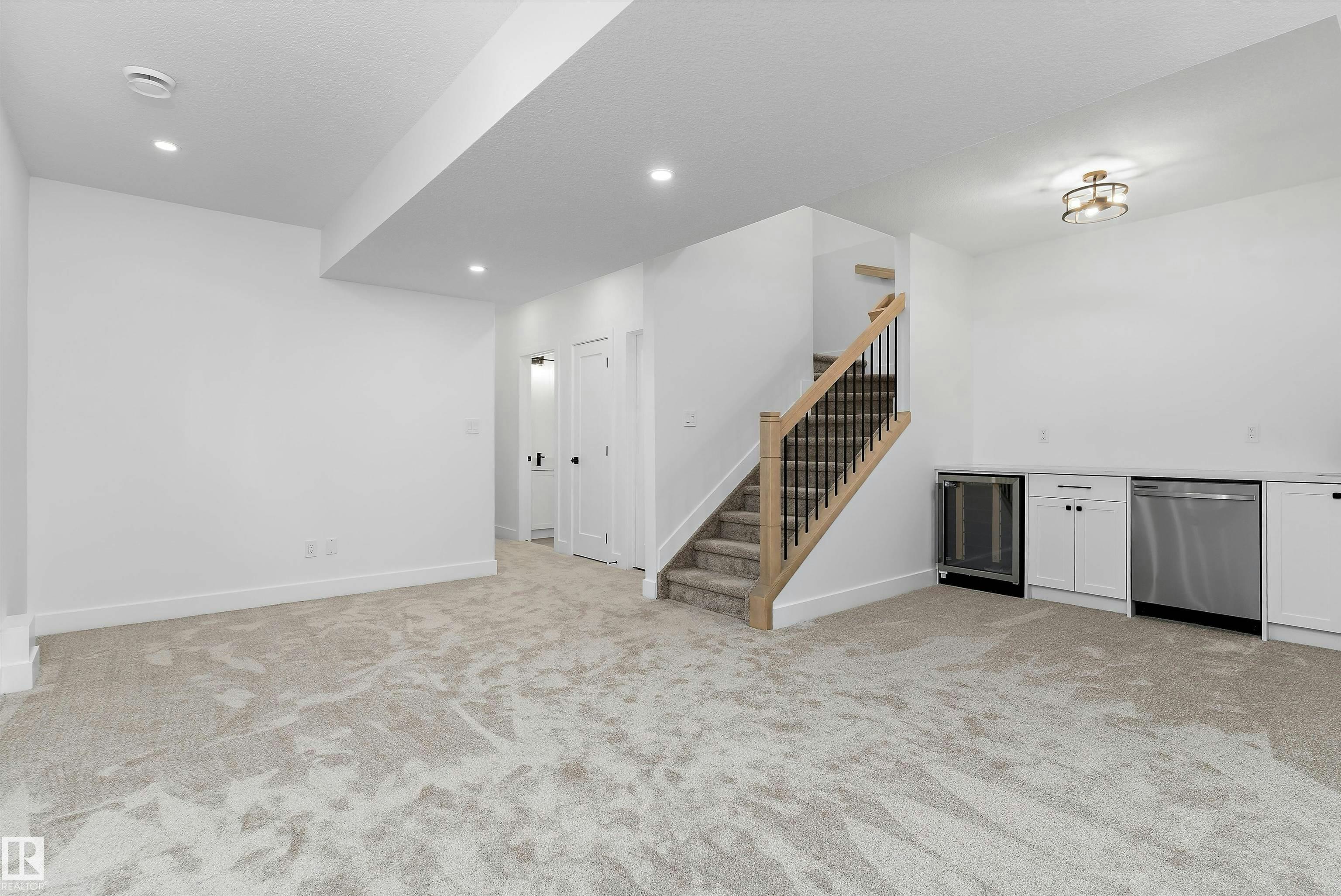 14512 86 Avenue, Edmonton, AB, T5R 4B6 - 34