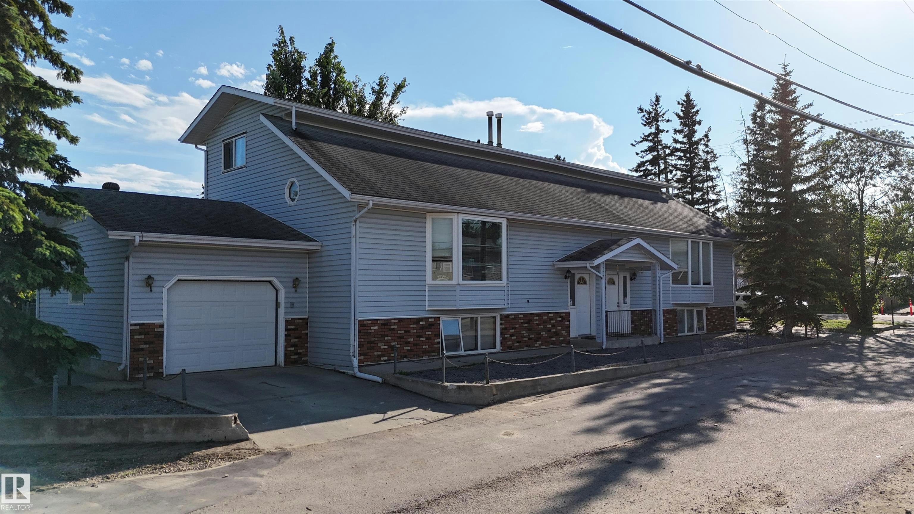 4805 47 Street, Drayton Valley, AB, T7A 1H8