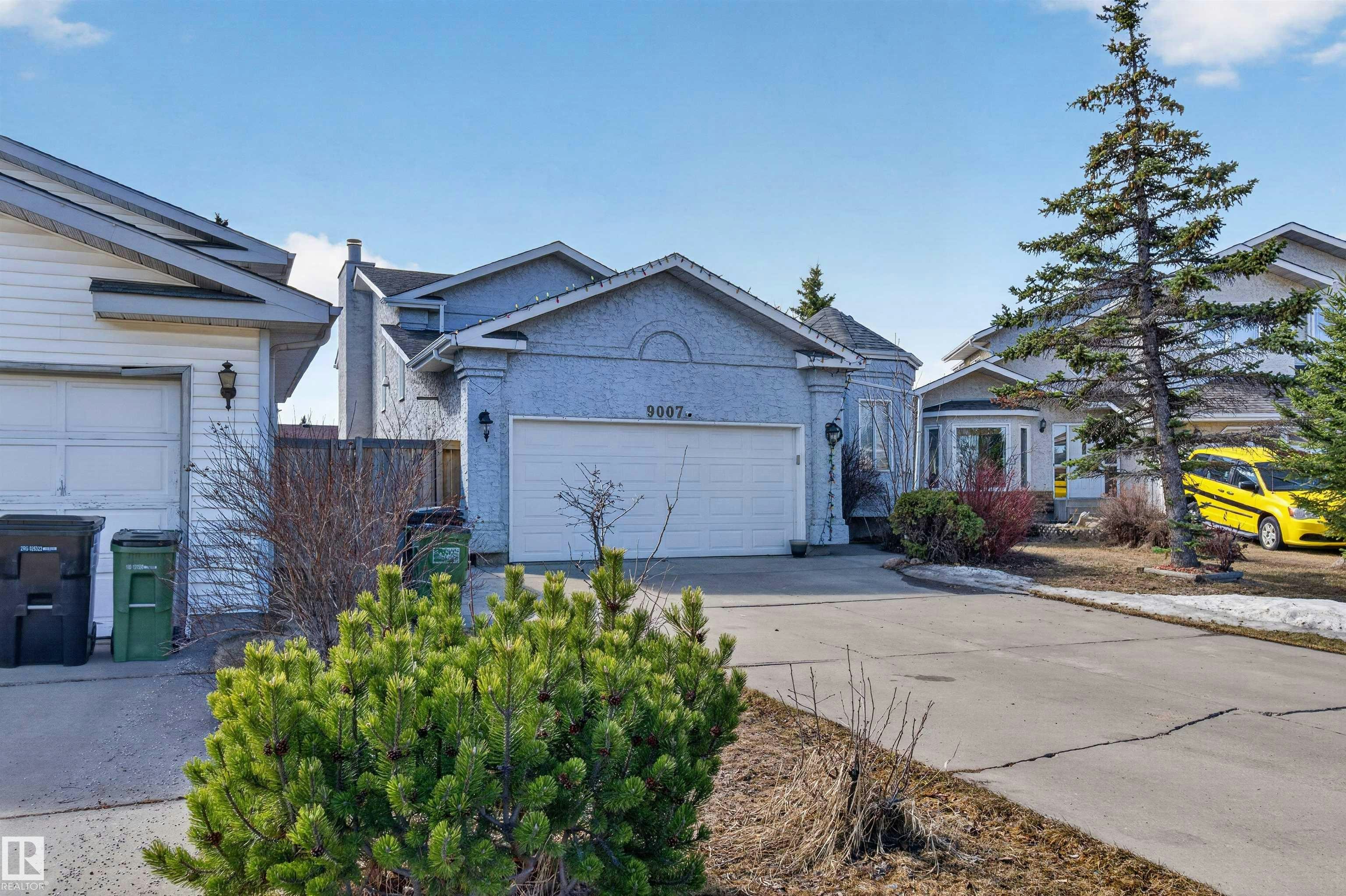 9007 169 Avenue, Edmonton, AB, T5Z 2X5