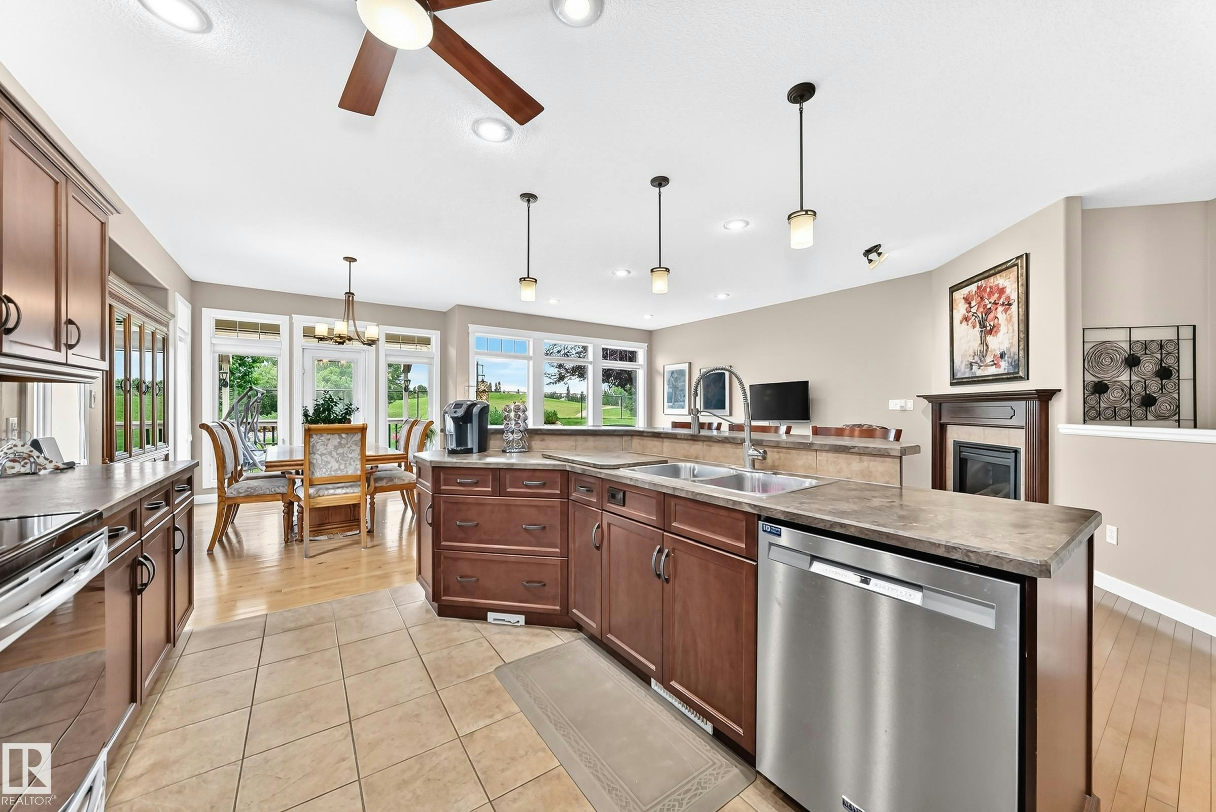 12 Fairway Point(e), Spruce Grove, AB, T7X 4B6 - 9
