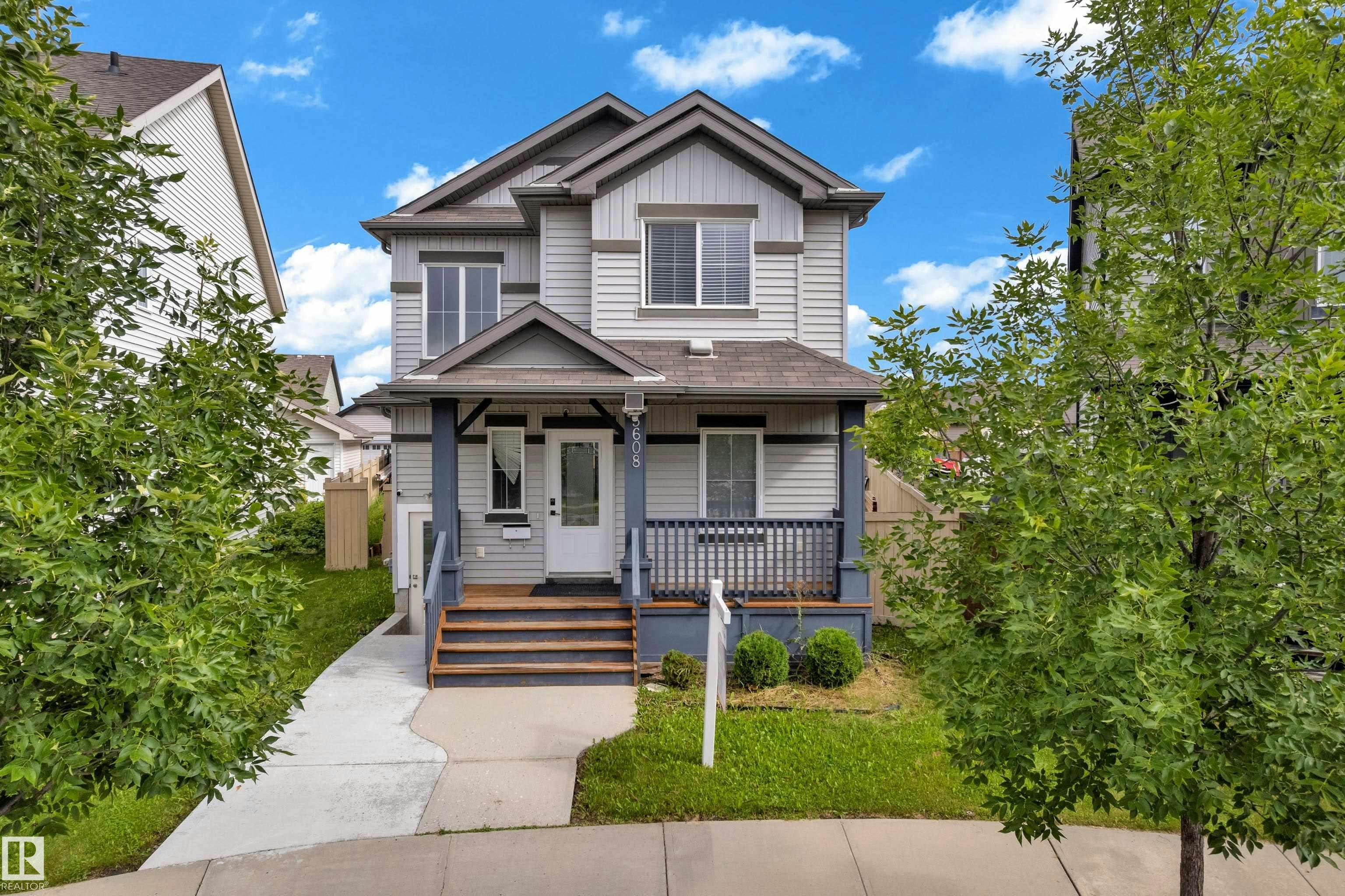 5608 17 Avenue, Edmonton, AB, T6X 1P8