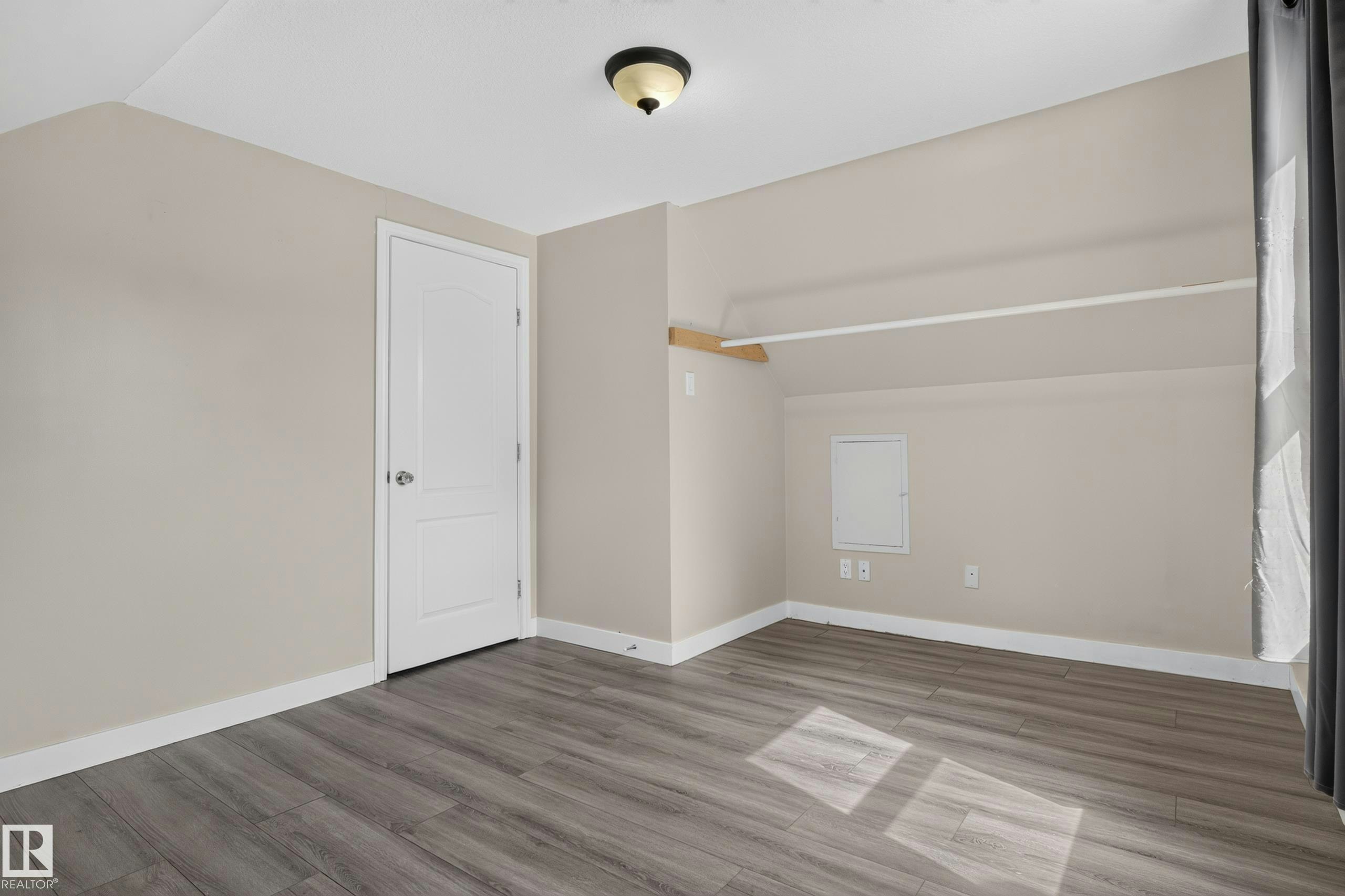 11549 88 Street, Edmonton, AB, T5B 3R2 - 22
