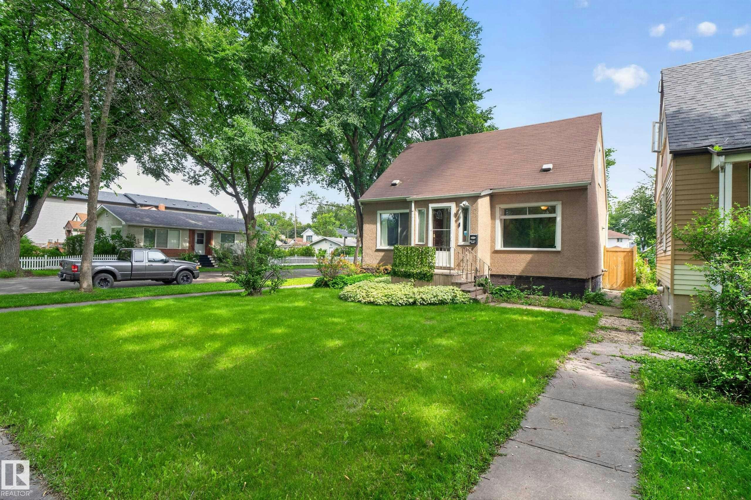 11549 88 Street - 3