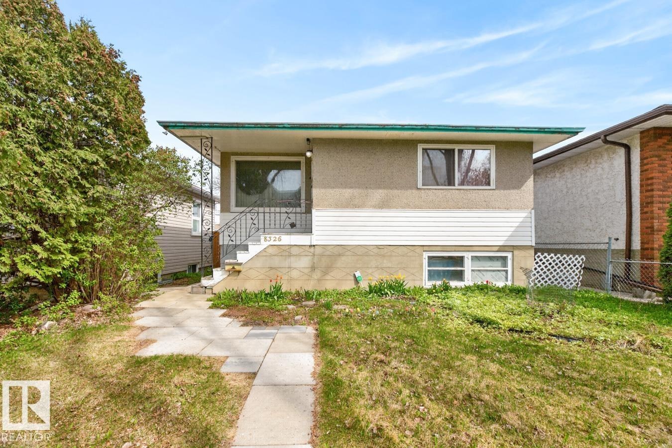 8326 81 Avenue, Edmonton, AB, T6C 0W2