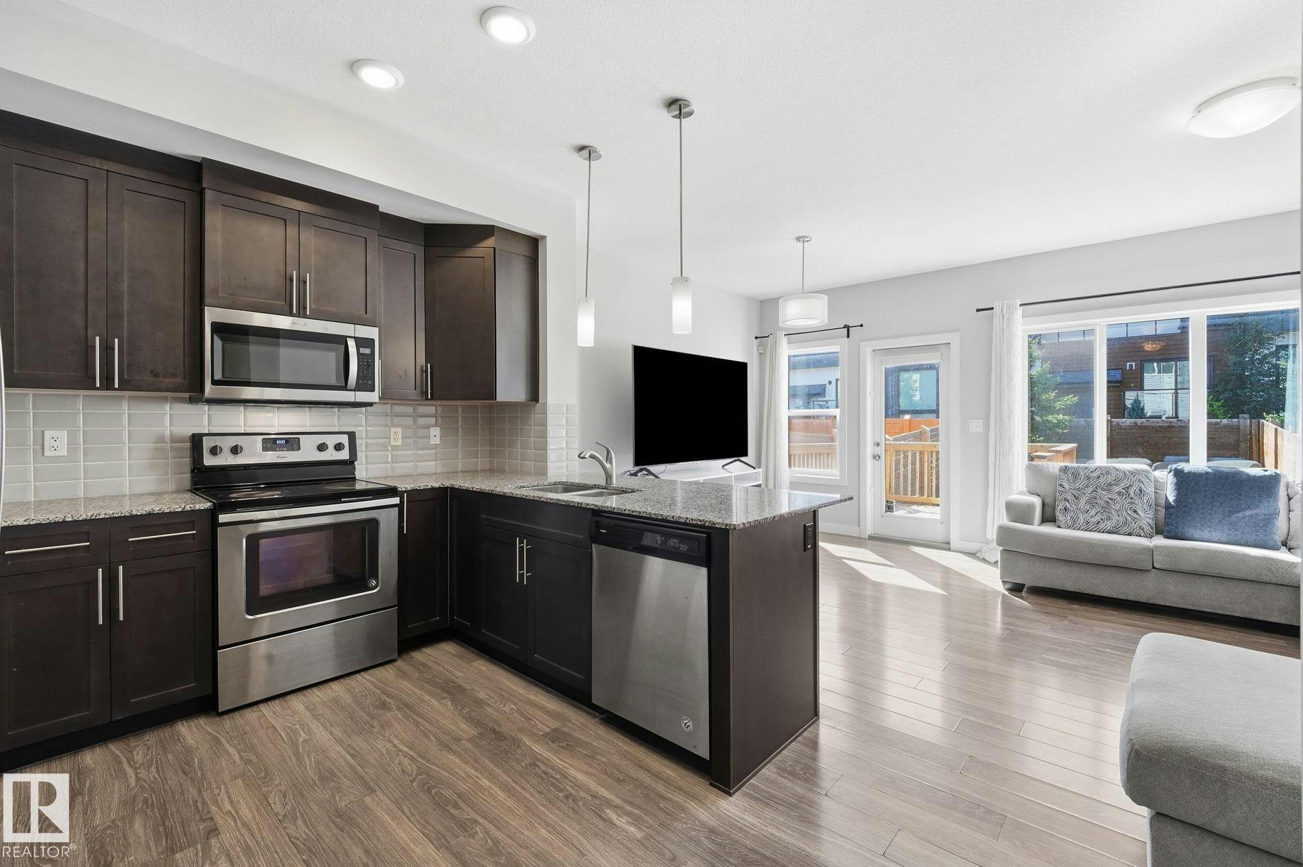 1793 Keene Crescent, Edmonton, AB, T6W 3W3