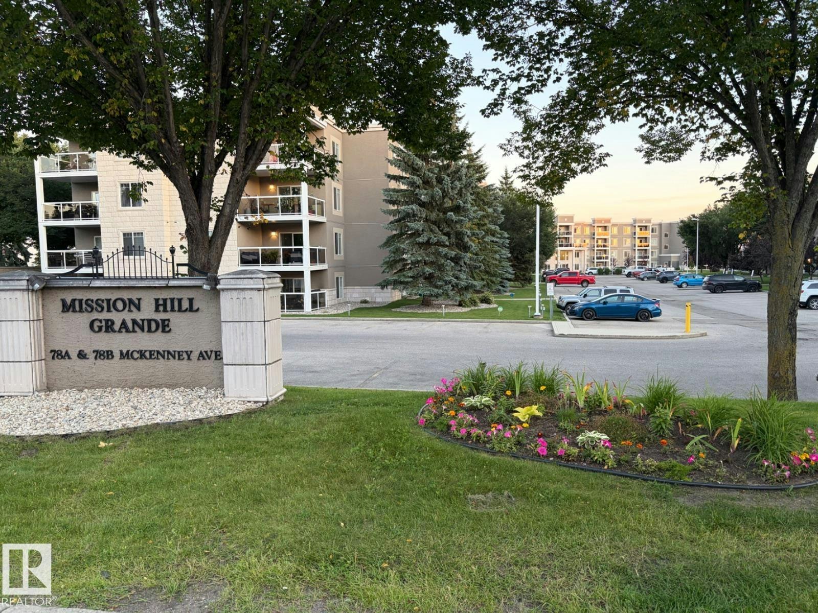 318-78A Mckenney Avenue, St. Albert, AB, T8N 7E6