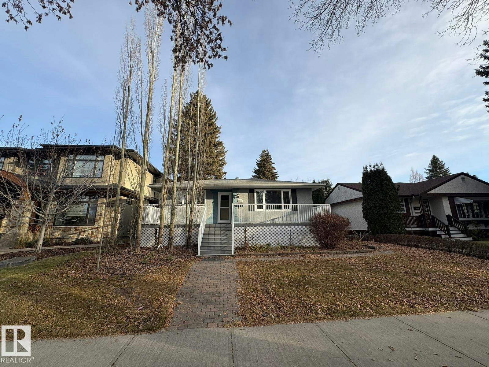 9733 143 Street, Edmonton, AB, T5N 2R3