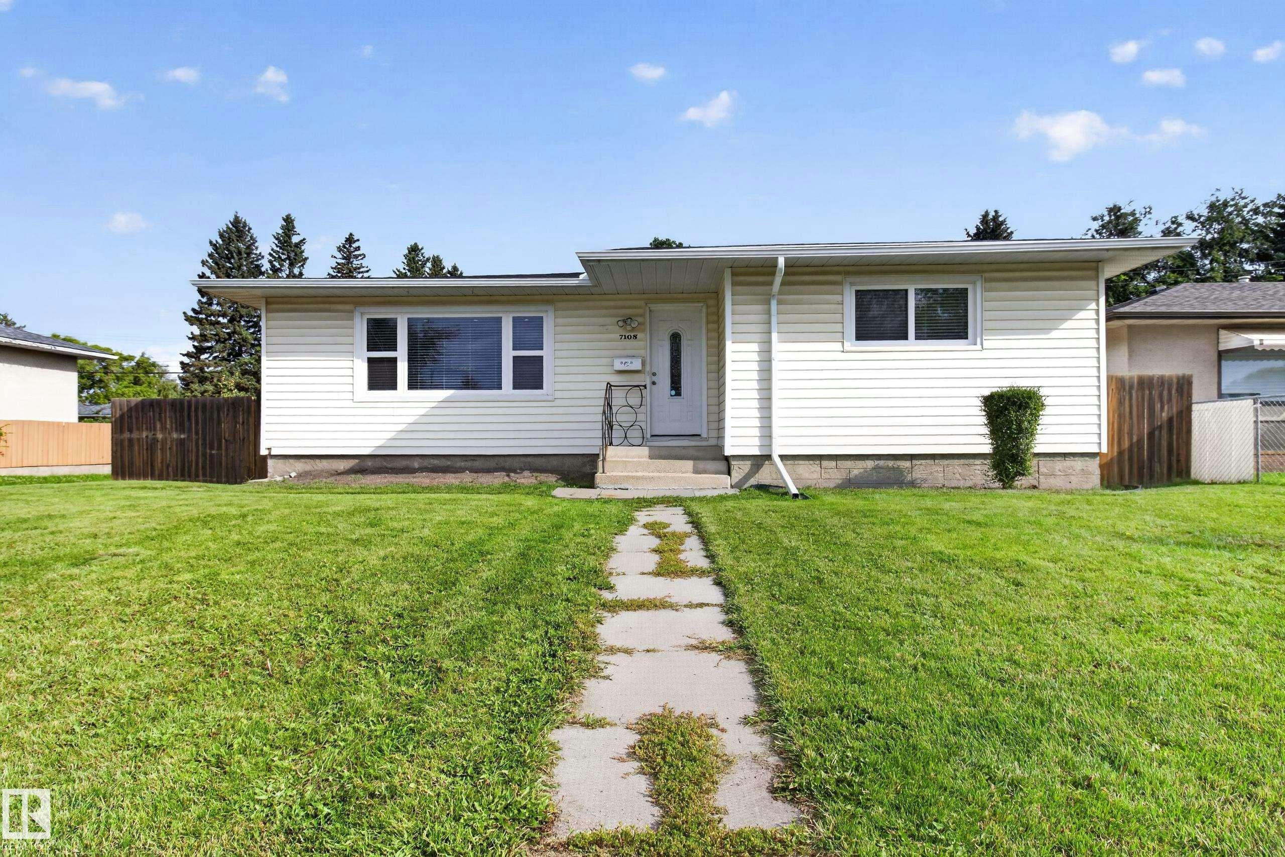7108 90 Avenue, Edmonton, AB, T6B 0P4