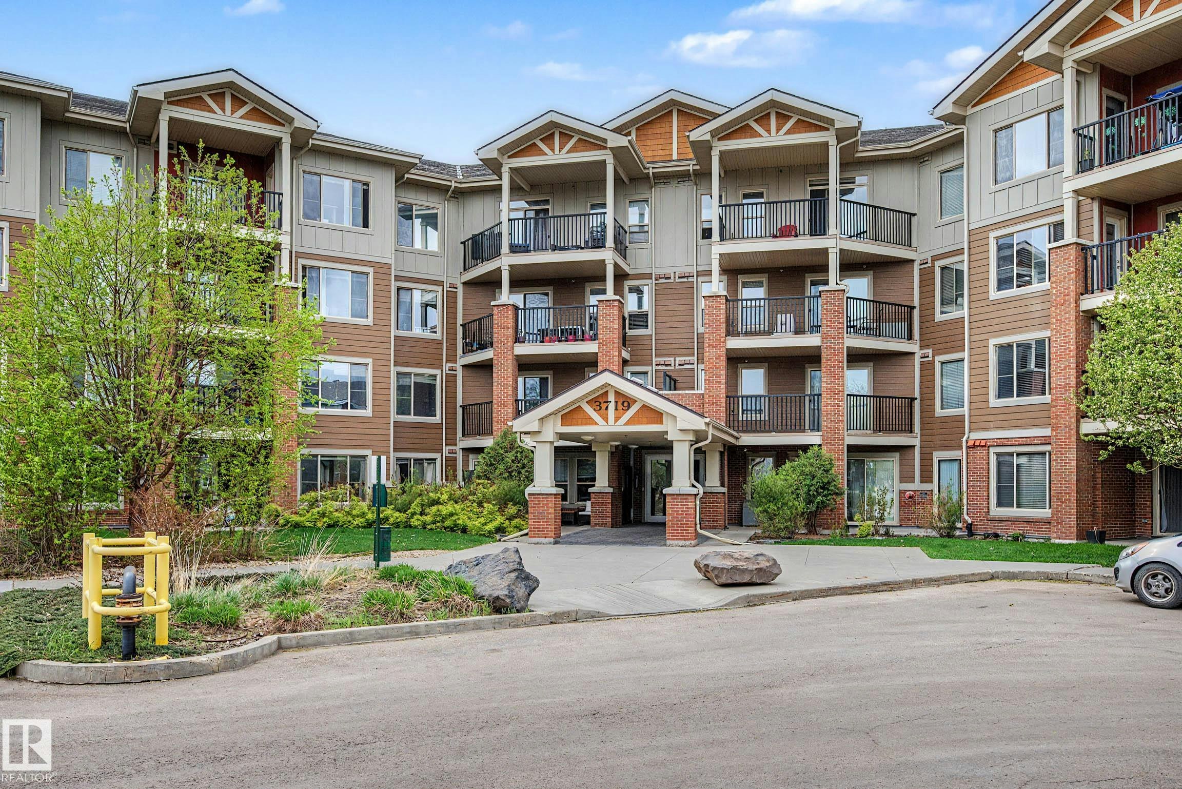 311-3719 Whitelaw Lane, Edmonton, AB, T6W 2C3