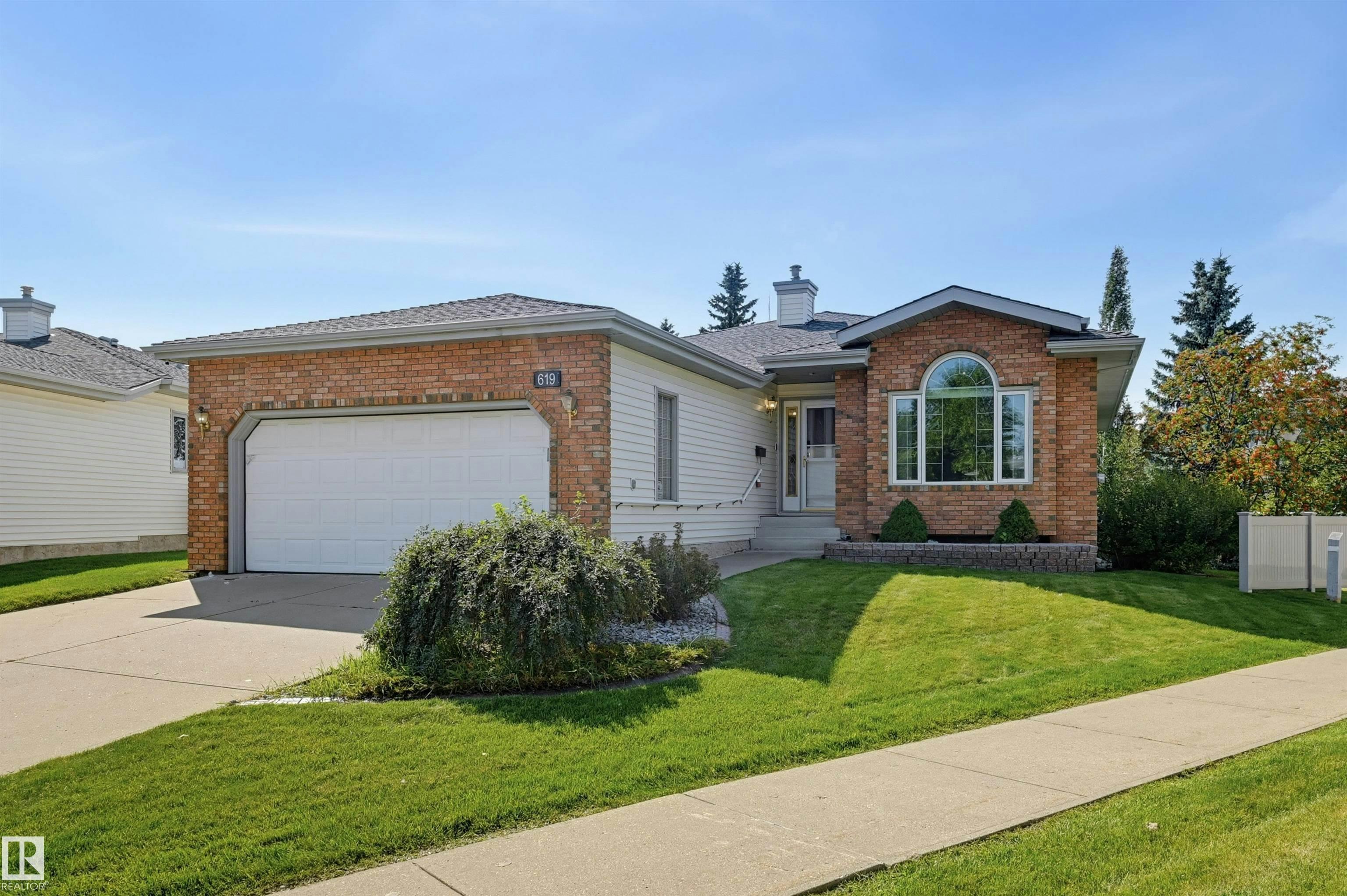 619 Revell Wynd, Edmonton, AB, T6R 2H9