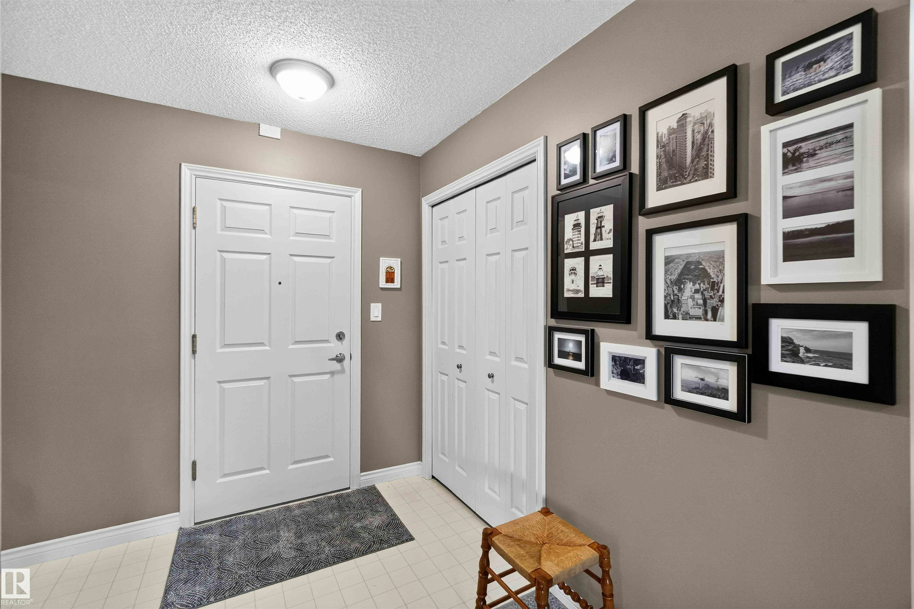 212-9535 176 Street, Edmonton, AB, T5T 6C8