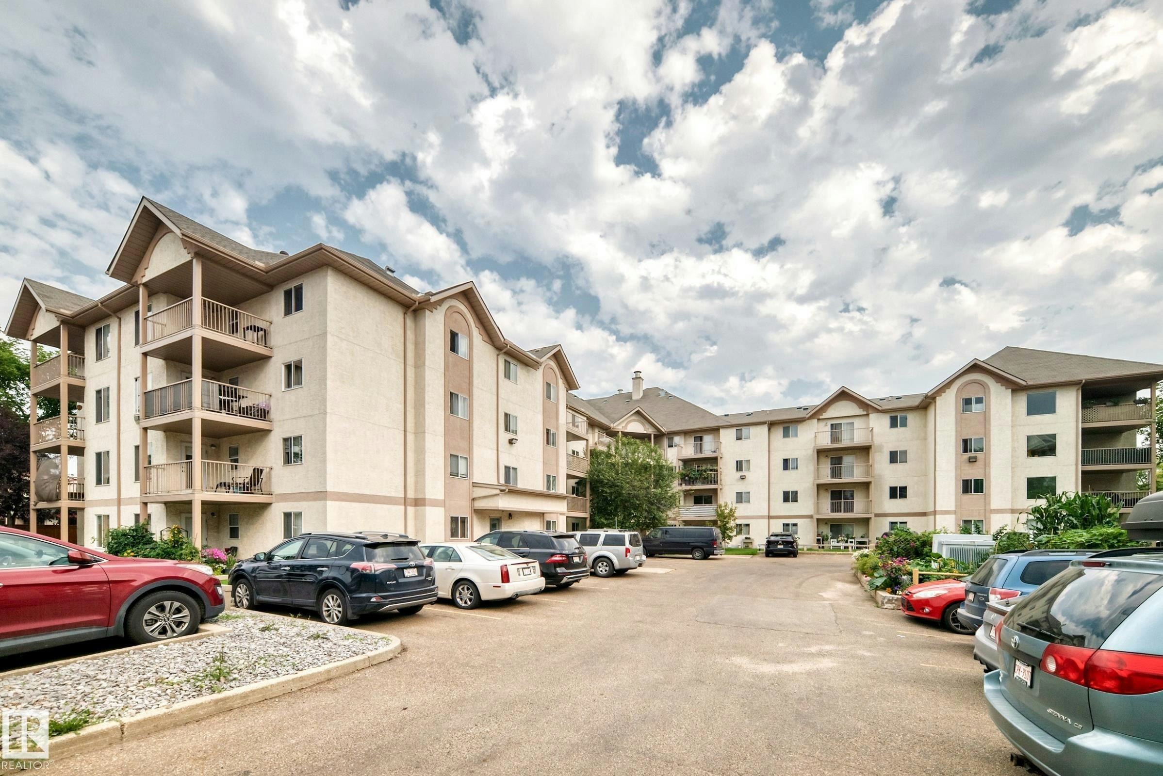 204-11218 80 Street, Edmonton, AB, T5B 4V9