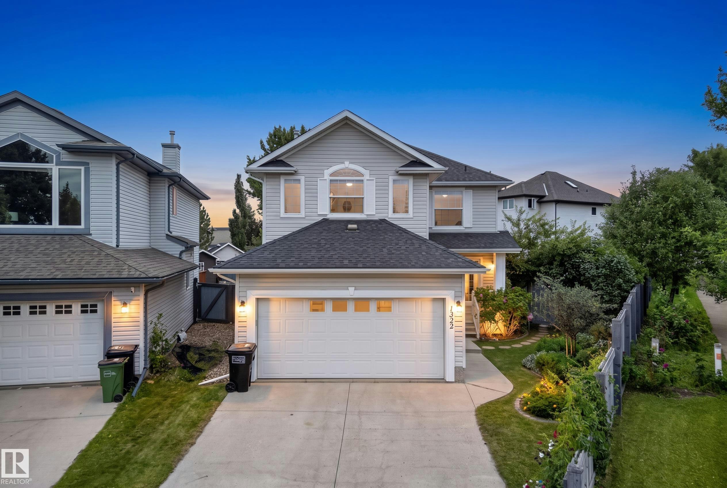 1322 Barnes Close, Edmonton, AB, T6W 1G6