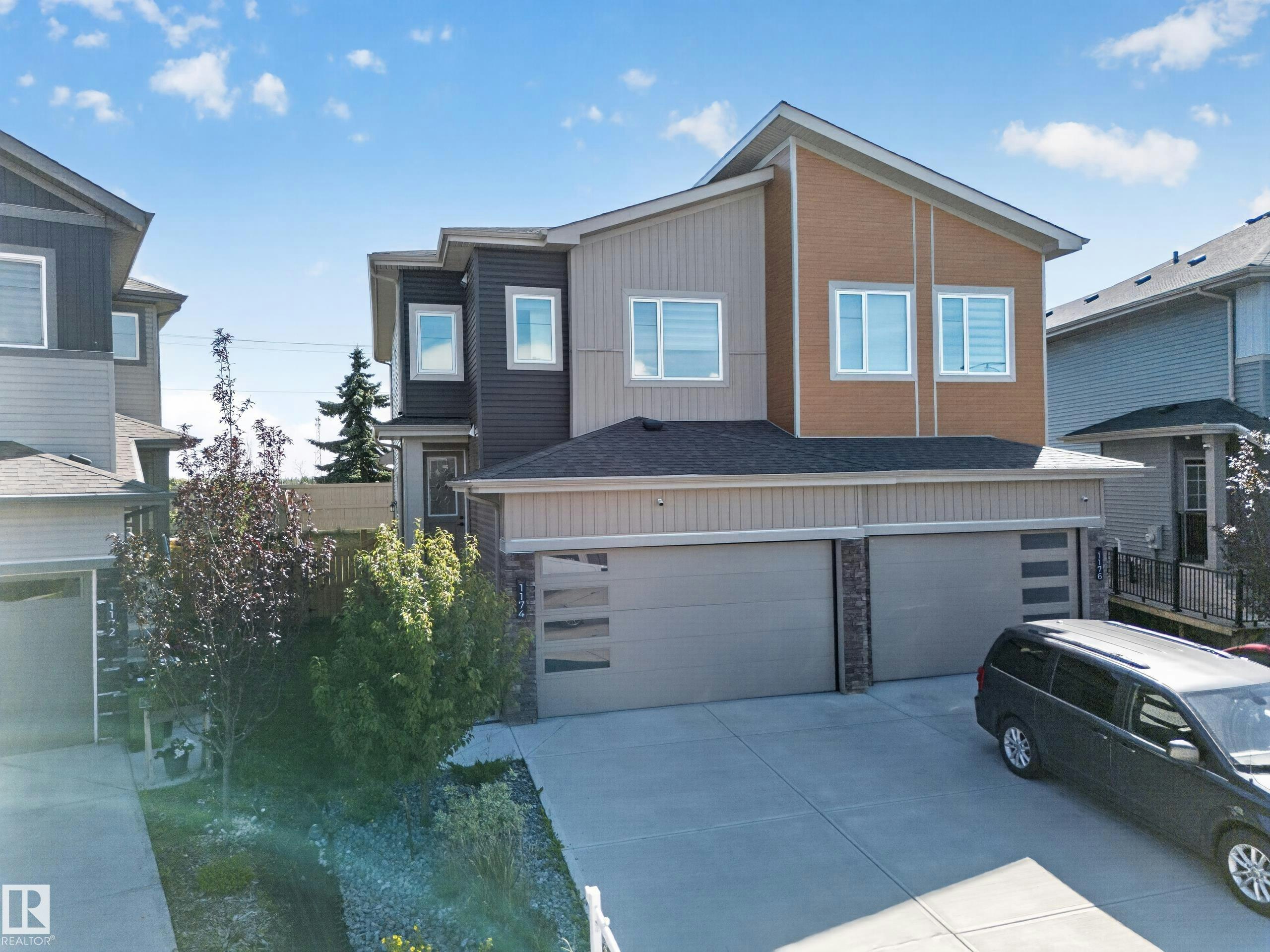 1174 Goldfinch Crescent, Edmonton, AB, T5S 0R2