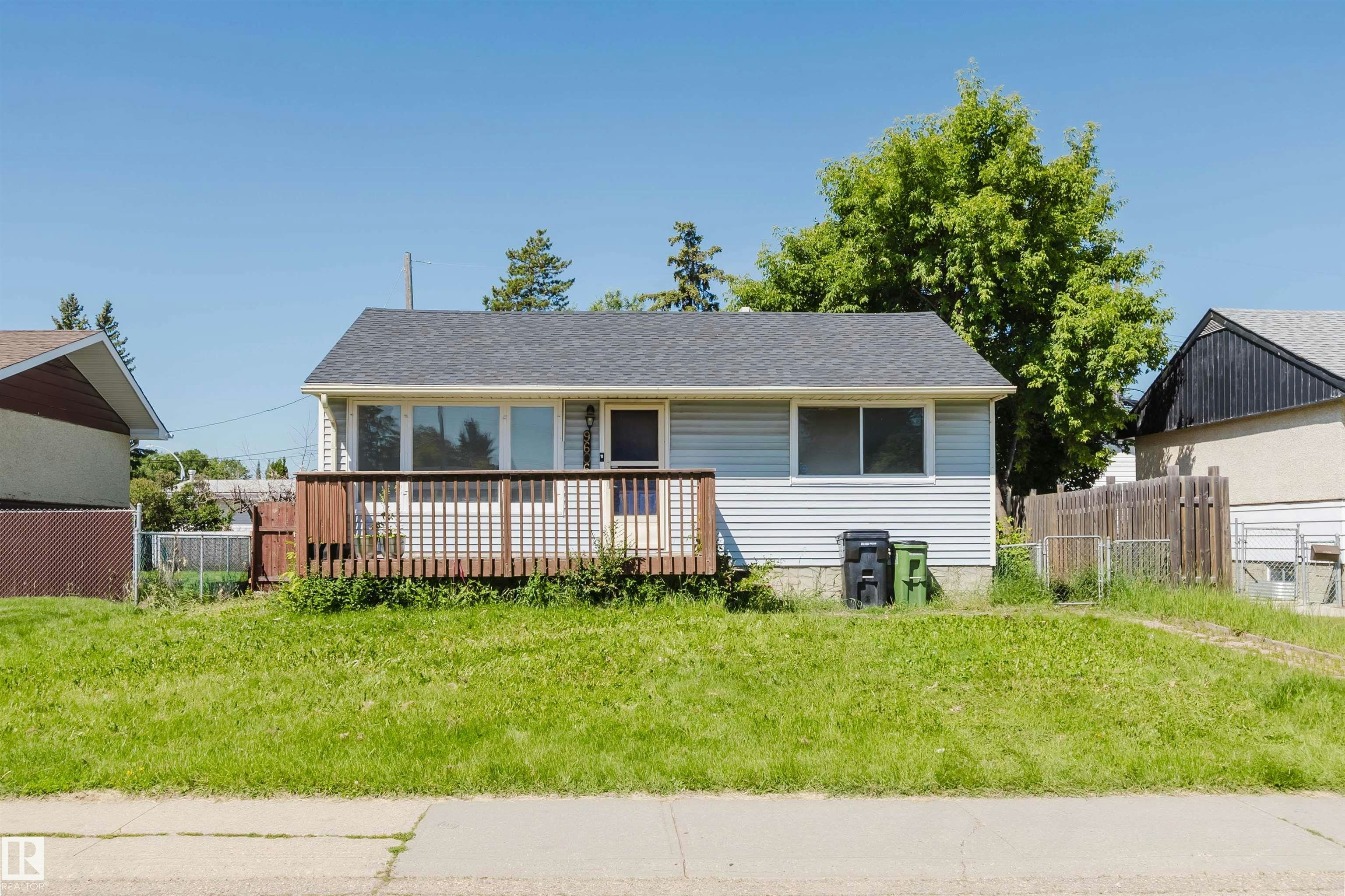 9606 163 Street, Edmonton, AB, T5P 3M8