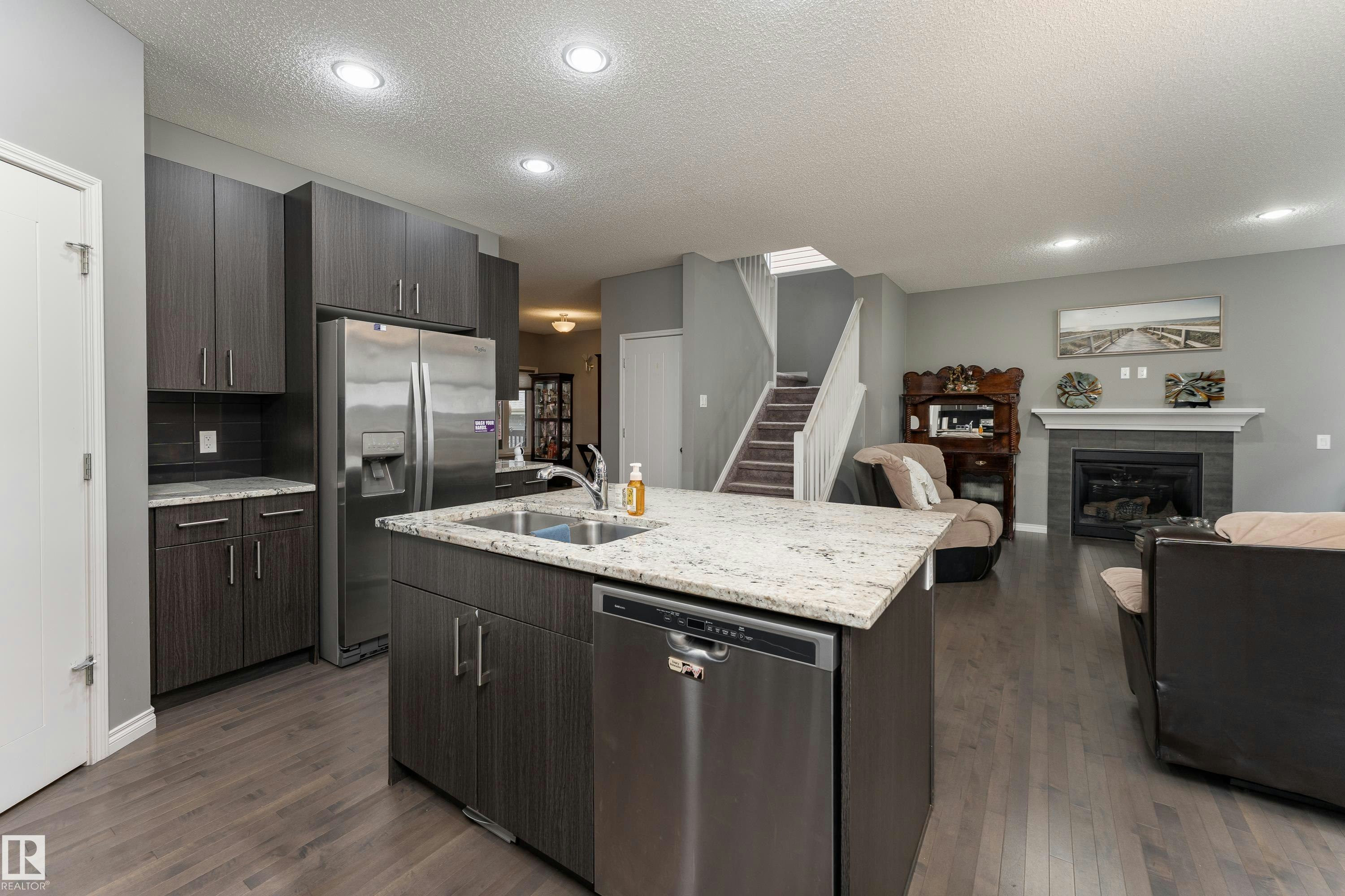 2055 Redtail Common, Edmonton, AB, T5S 0H3