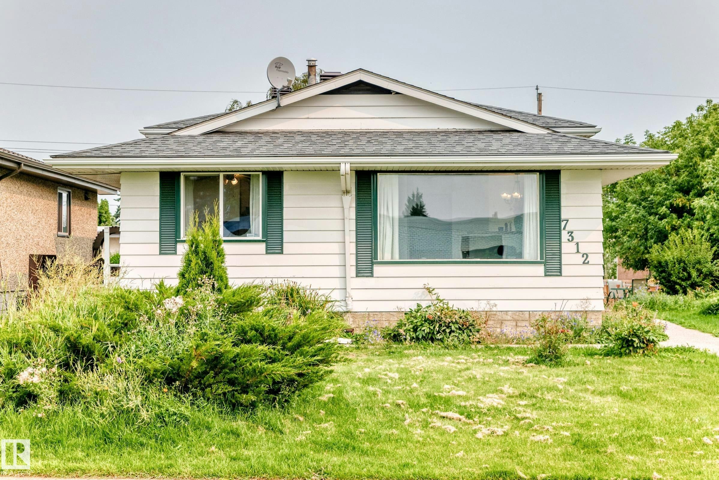 7312 Delwood Road, Edmonton, AB, T5C 3A7