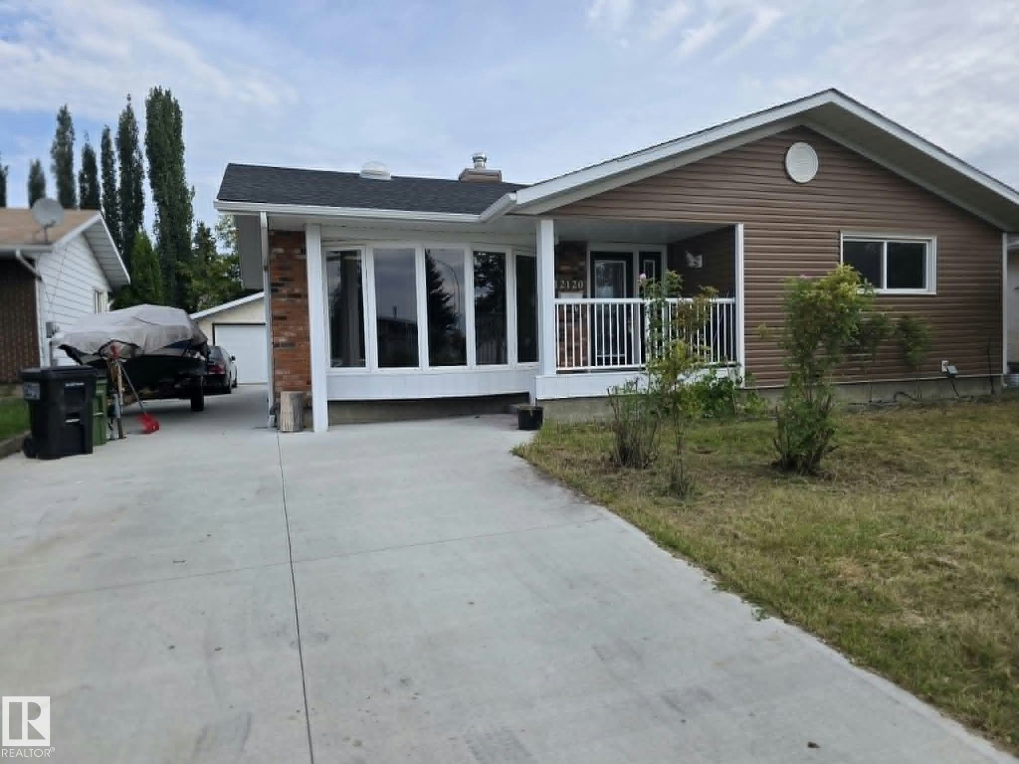 12120 146 Avenue, Edmonton, AB, T5X 1V3