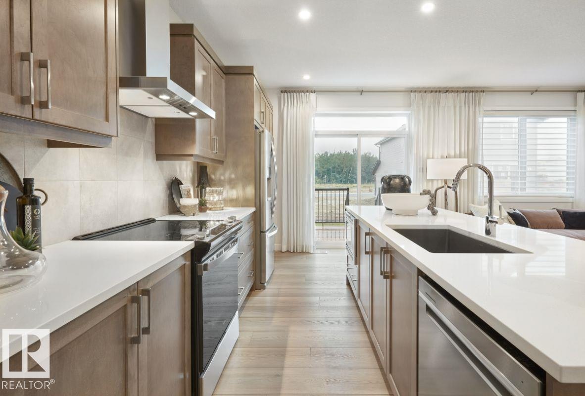 3247 Dixon Way, Edmonton, AB, T6W 5K9