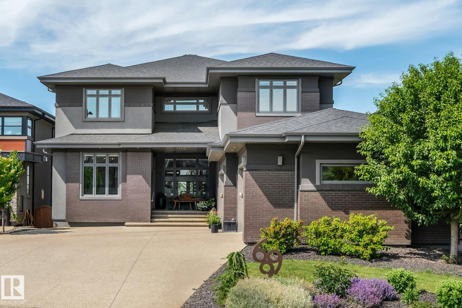 699 Howatt Drive, Edmonton, AB, T6W 3K3