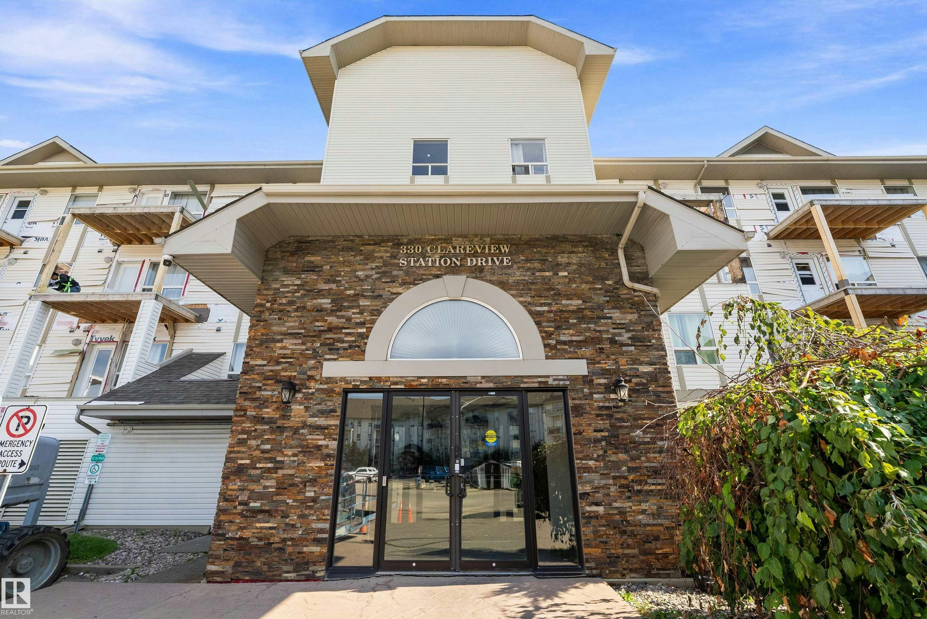 1123-330 Clareview Station Drive, Edmonton, AB, T5Y 0E6