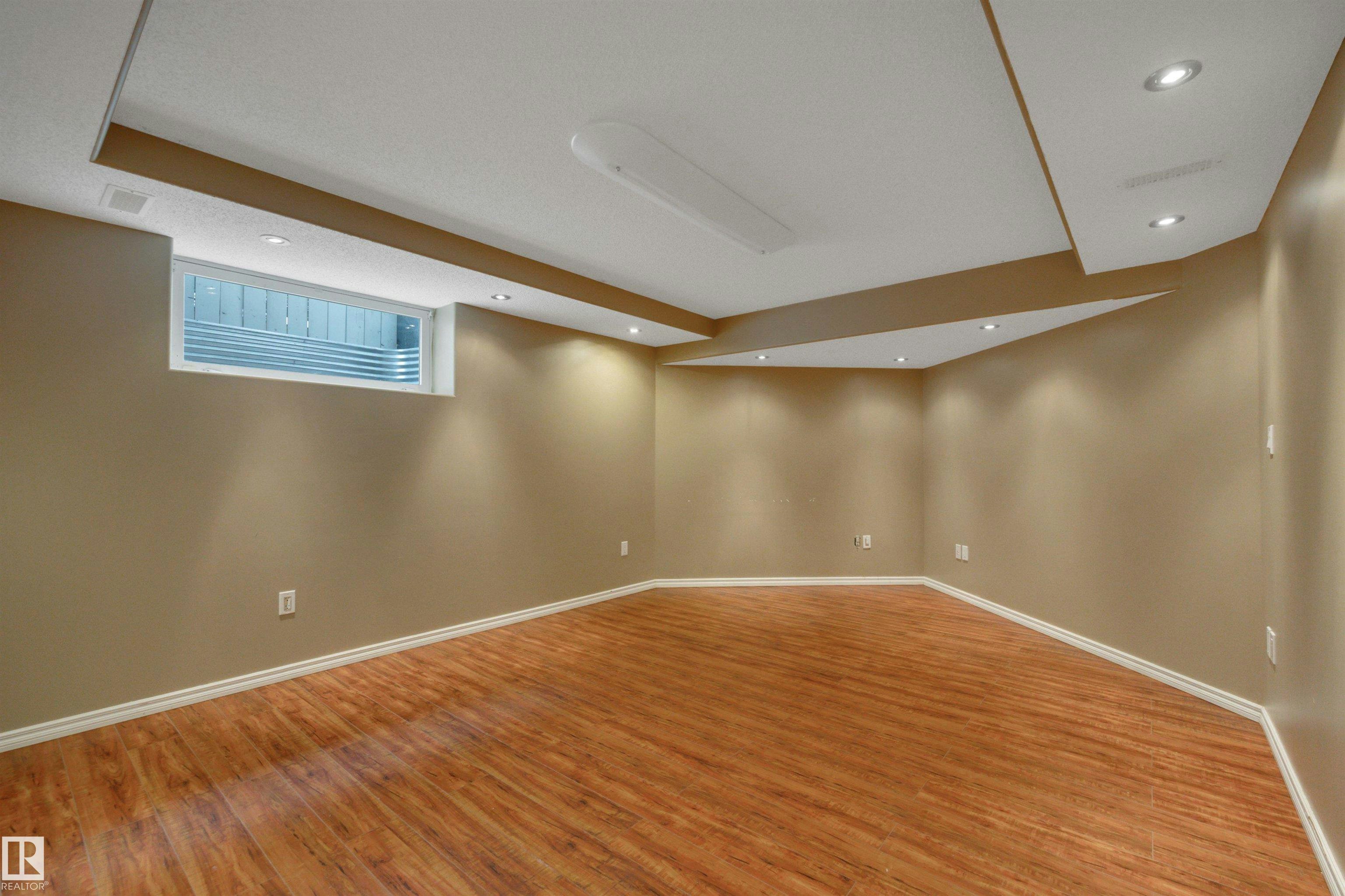 3080 Spence Wynd, Edmonton, AB, T6X 0A5 - 30
