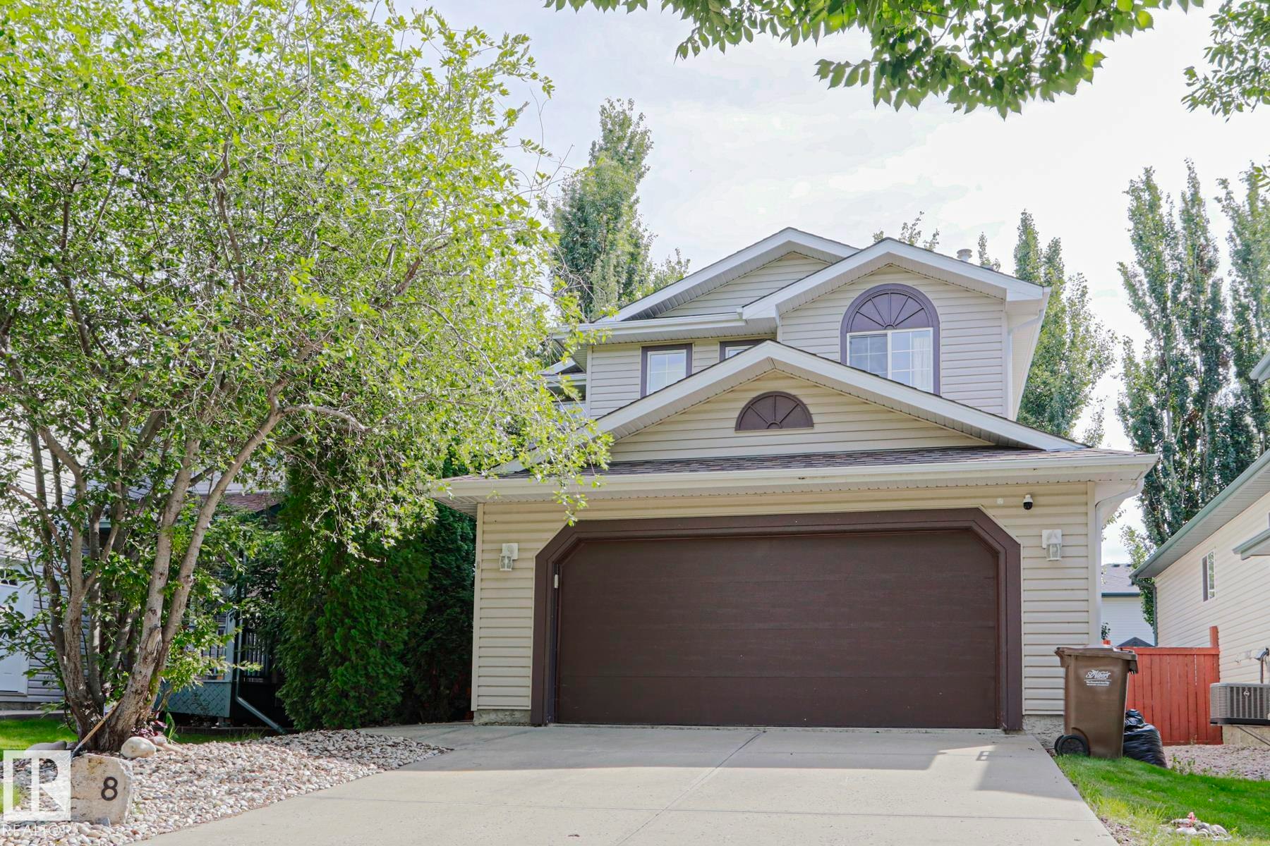 8 Erinwoods Place, St. Albert, AB, T8N 7B2