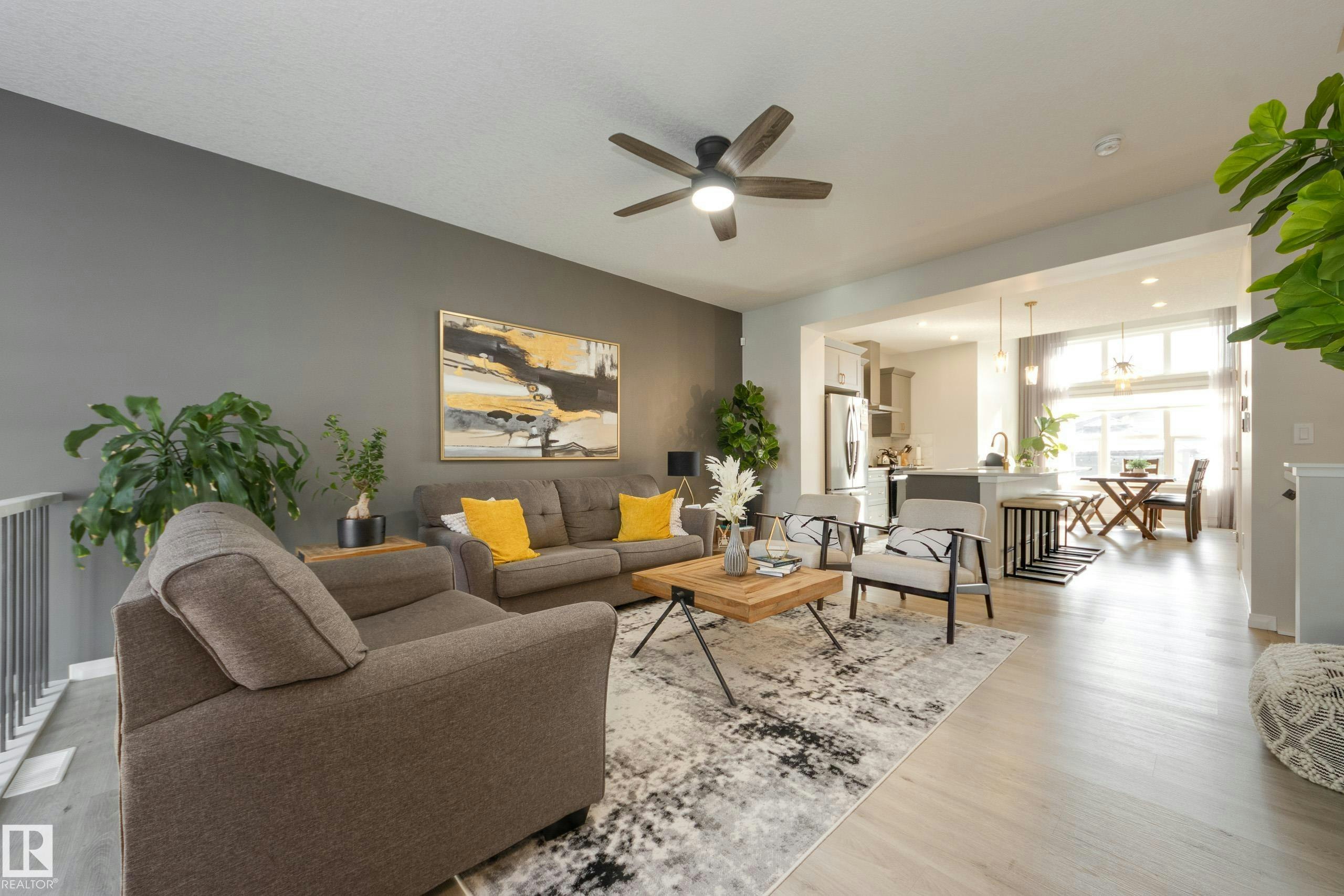 9943 227 Street, Edmonton, AB, T5T 7V1