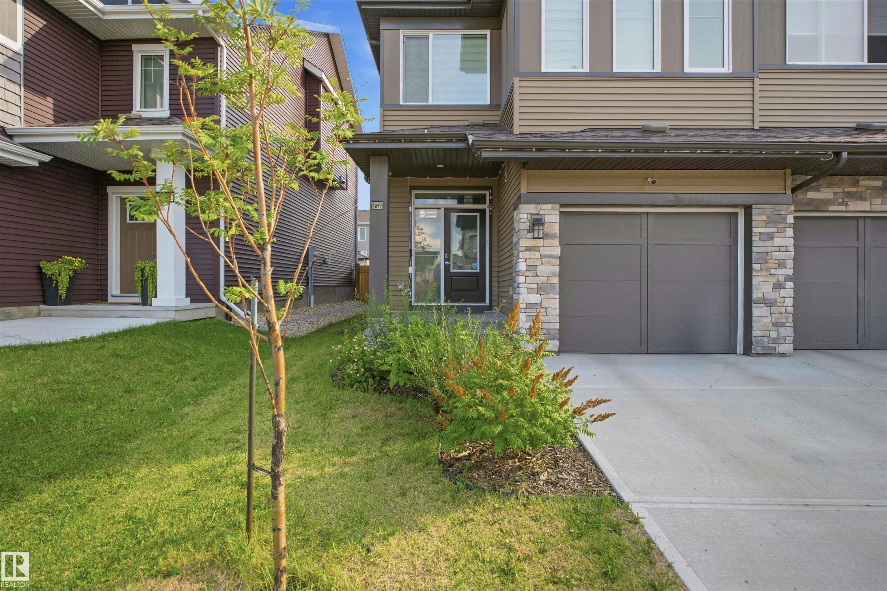 3877 Chrustawka Place, Edmonton, AB, T6W 5B2