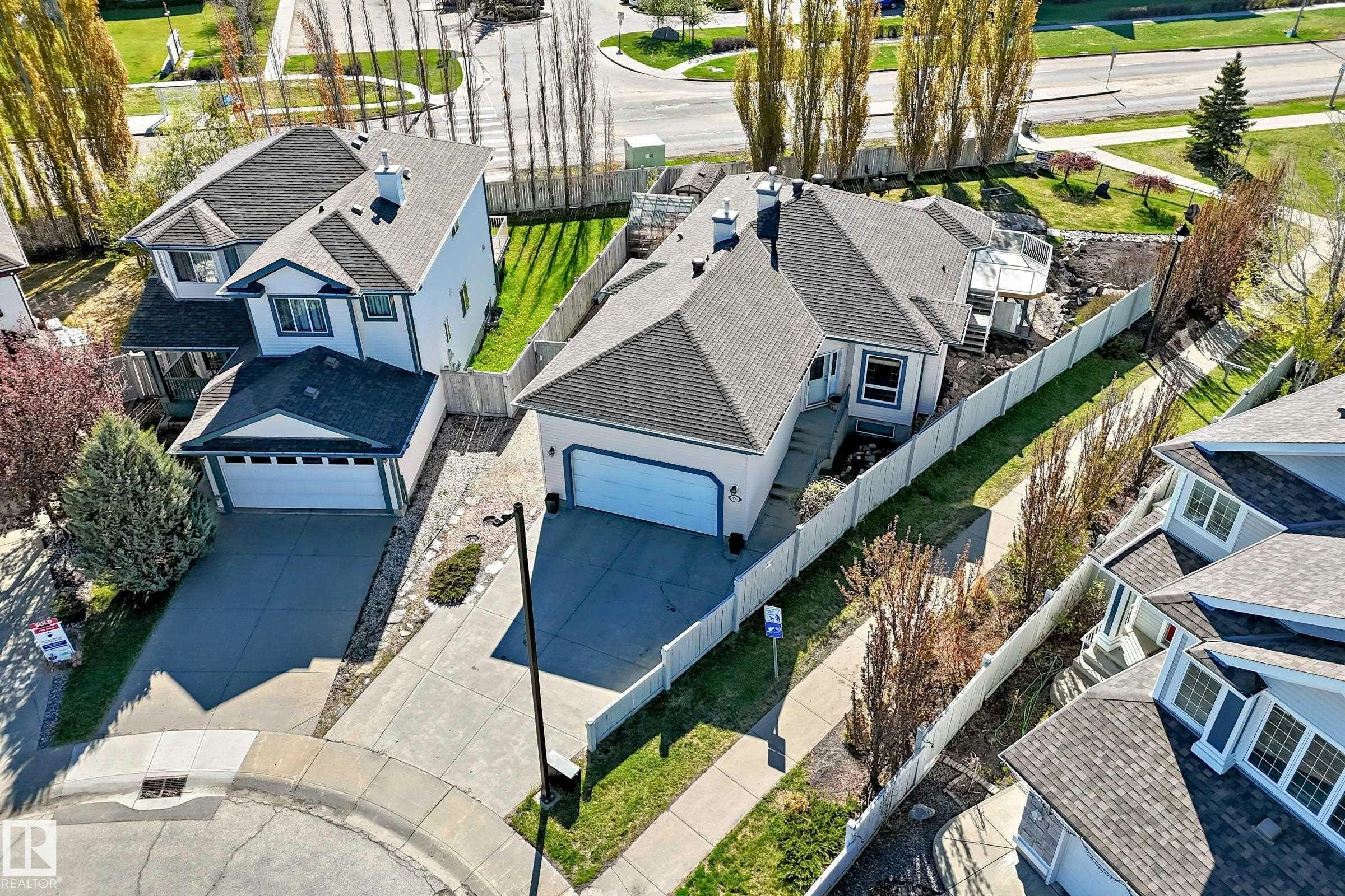 576 Glenwright Crescent, Edmonton, AB, T5P 4E6