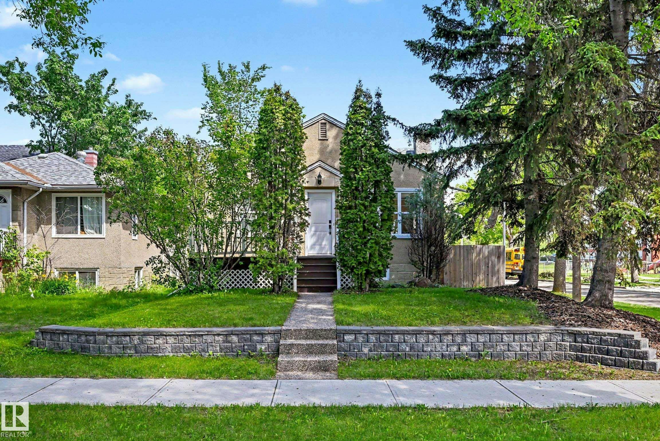 11603 71 Street, Edmonton, AB, T5B 1W3
