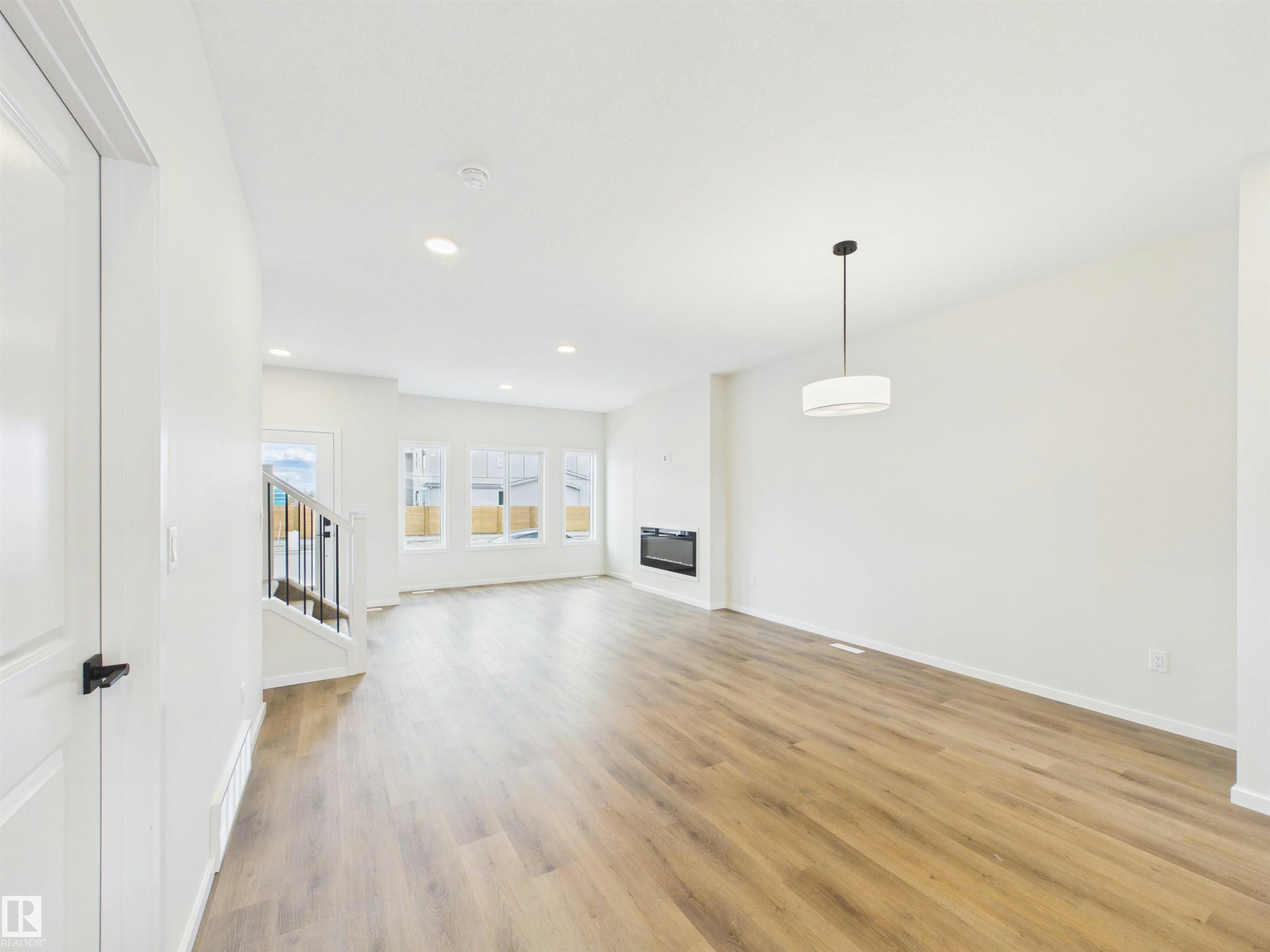 1094 Mcleod Avenue - 5