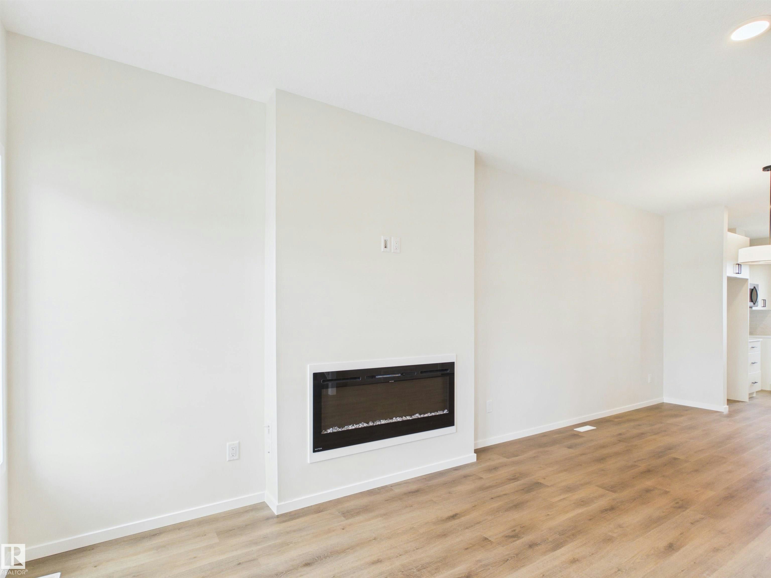 1094 Mcleod Avenue - 4