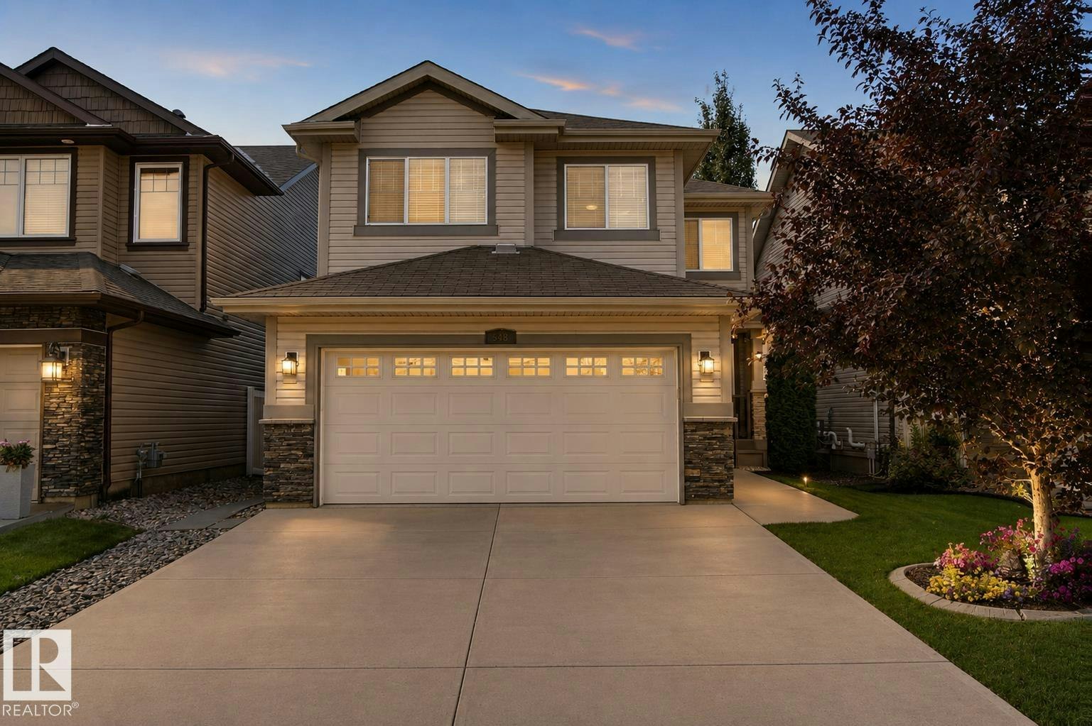 548 171 Street, Edmonton, AB, T6W 0M1