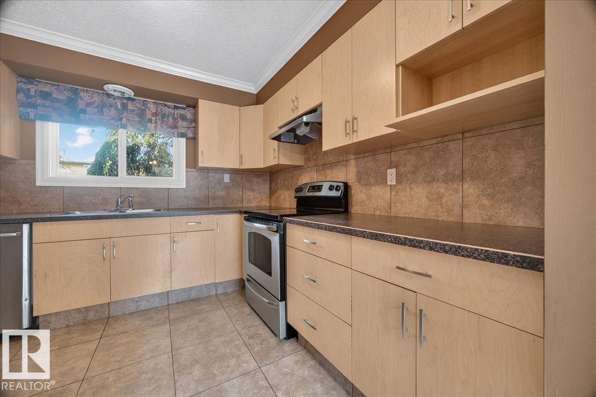 47-3812 20 Avenue, Edmonton, AB, T6L 4B2 - 21