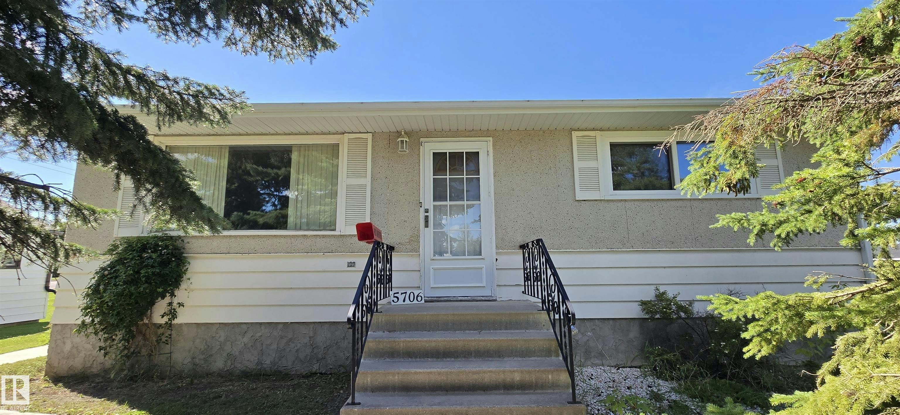 5706 52 Street, Vegreville, AB, T9C 1J2