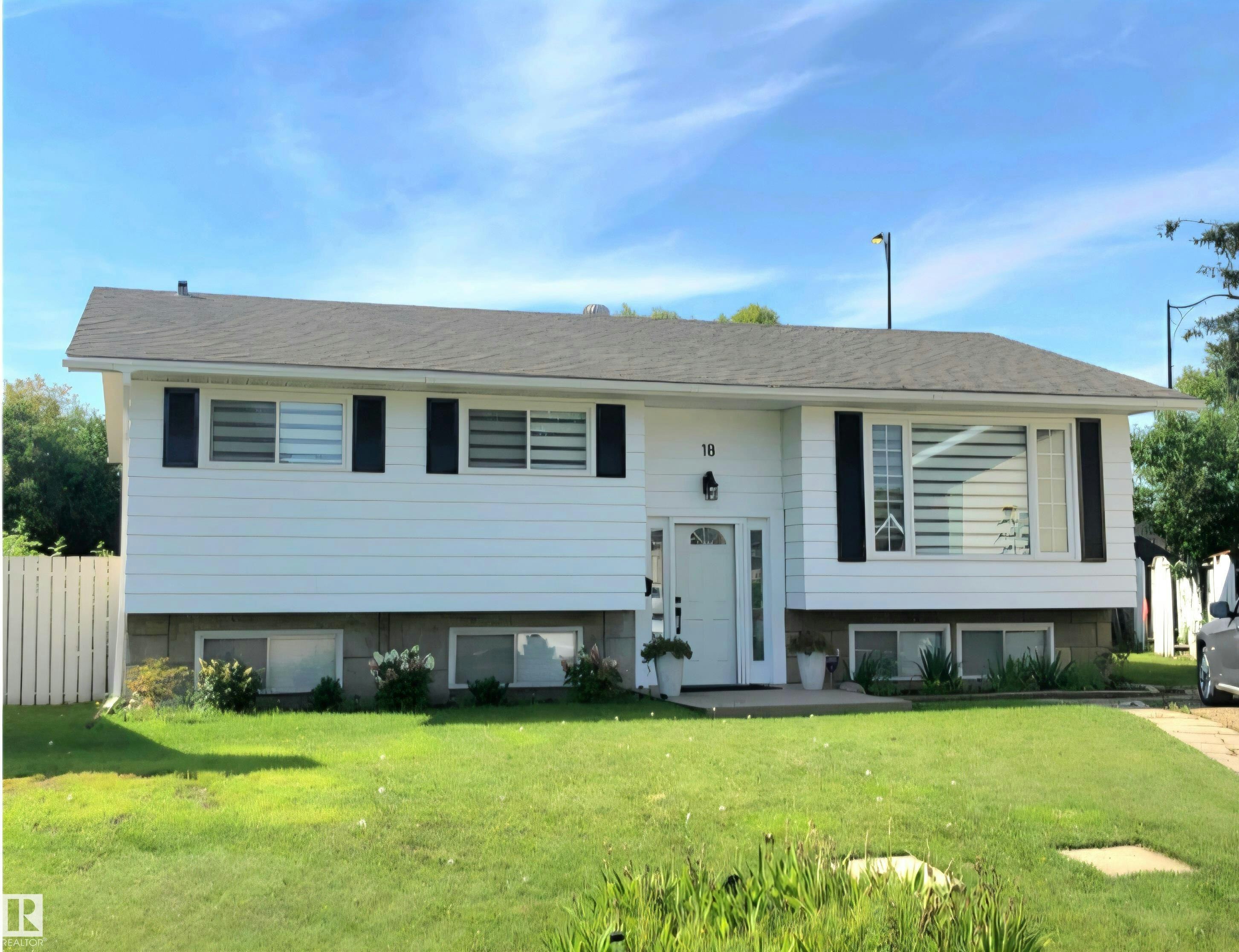 18 Rosewood Place, Rural Strathcona County, AB, T8A 2H3