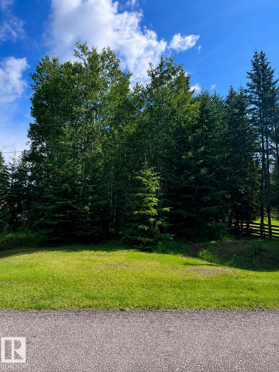 209 4418 Hwy 633, Rural Lac Ste. Anne County, AB, T0E 0L0