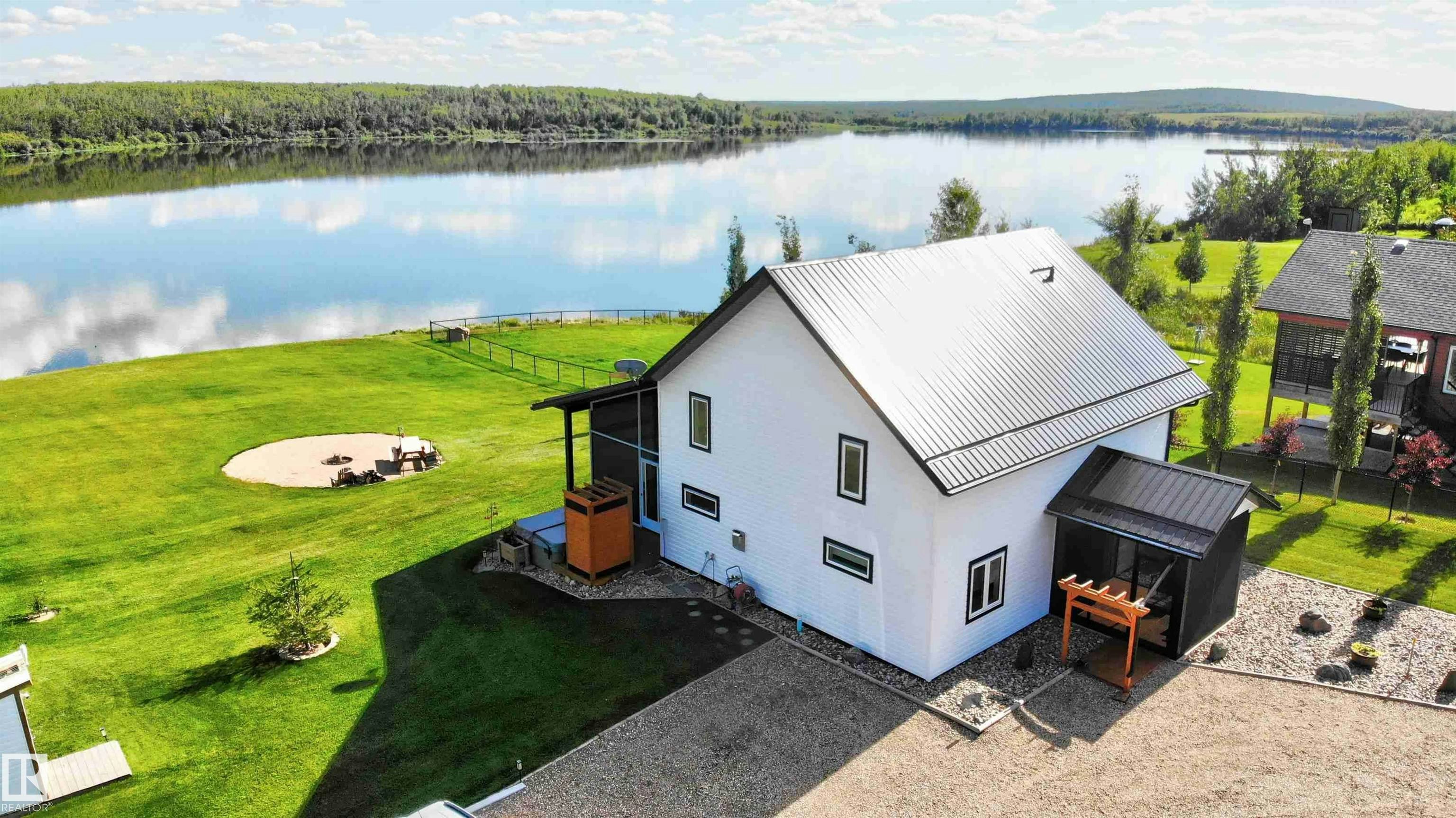  735 56512 Rr 111, Rural St. Paul County, AB, T0A 2G0